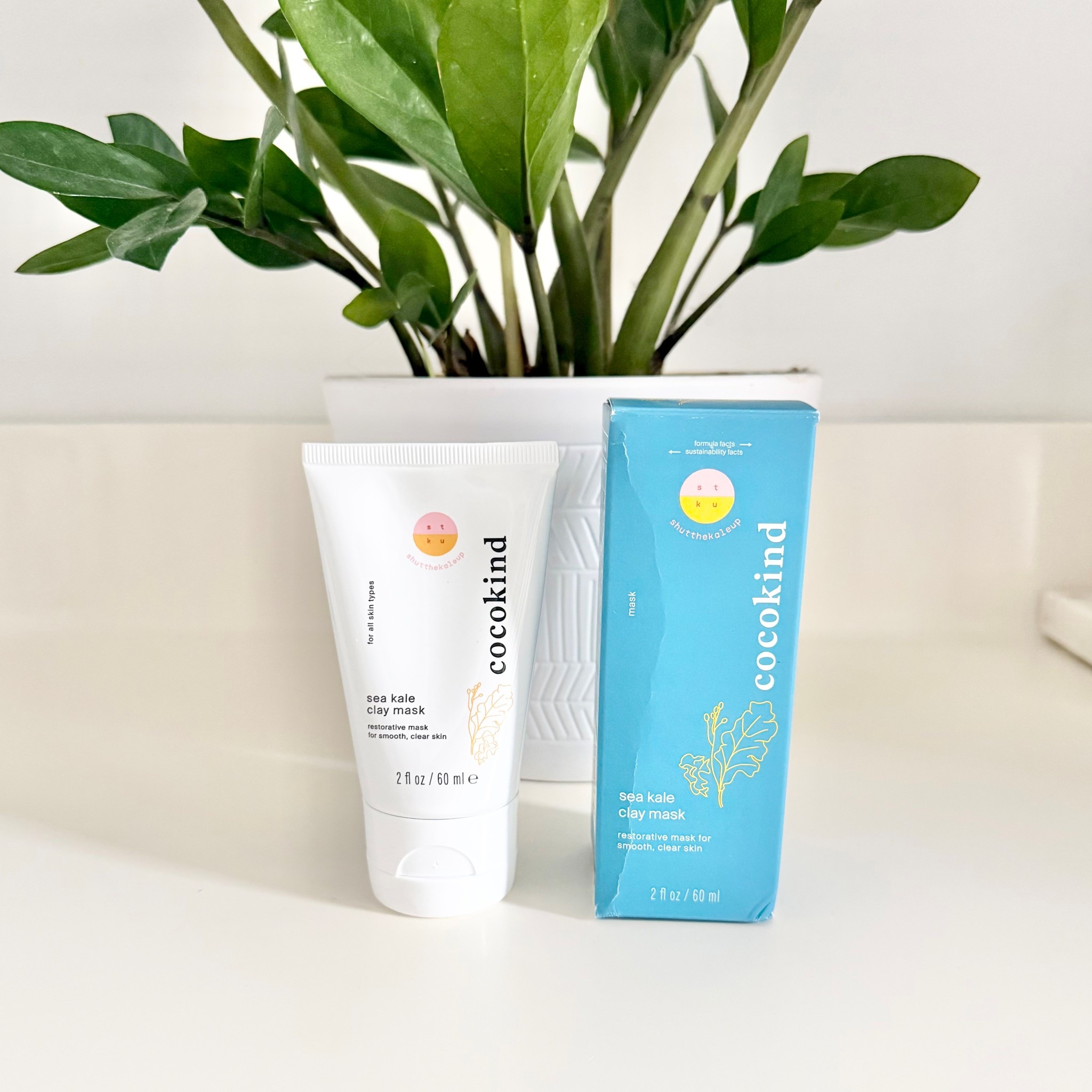 @Cocokind clay mask is one of my favorites! 

Sea Kale Clay Mask 
$19.00
* Gentle exfoliation improves texture, leaving skin looking smooth and soft
* Removes excess oil and reduces the appearance of pores restores youthful-looking radiance to skin. 

Free shipping on $50+ orders


#LTKBeauty