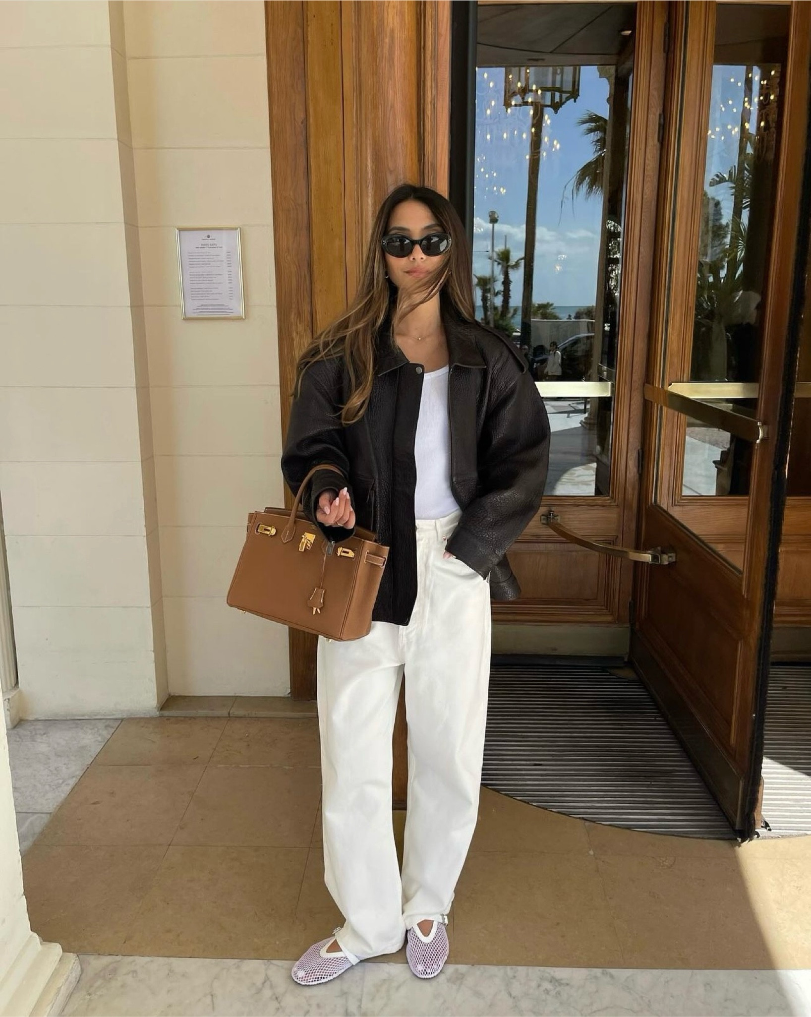 Alaia flat shoes look



#LTKstyletip #LTKfamily