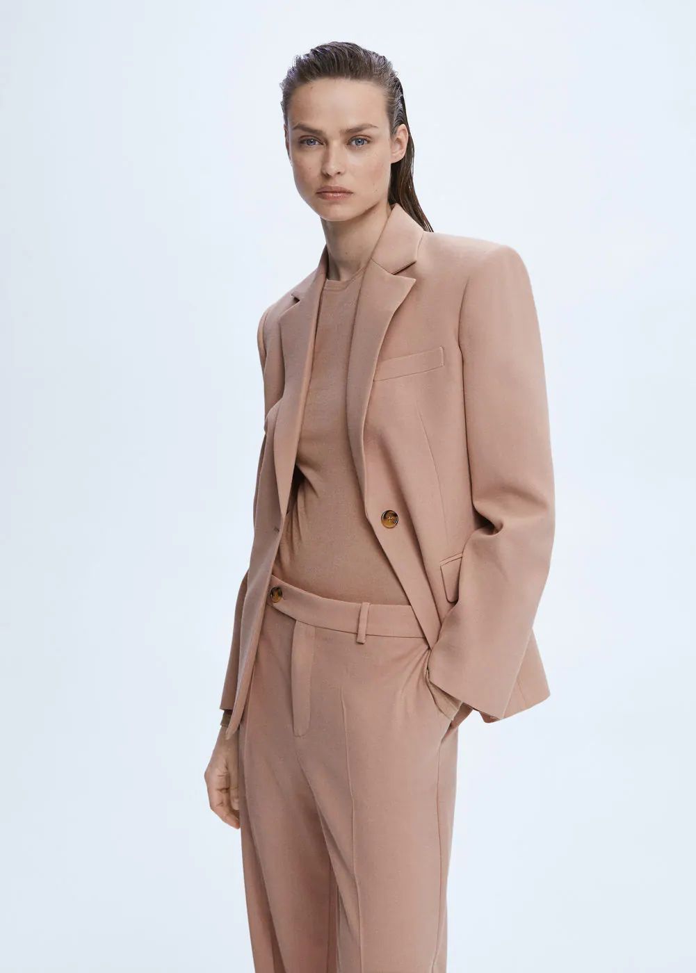 Suit jacket seams -  Women | Mango USA | MANGO (US)