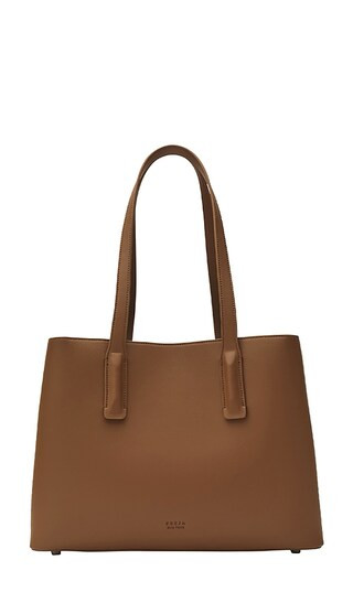 Linnea Tote Bag in Chestnut | Revolve Clothing (Global)
