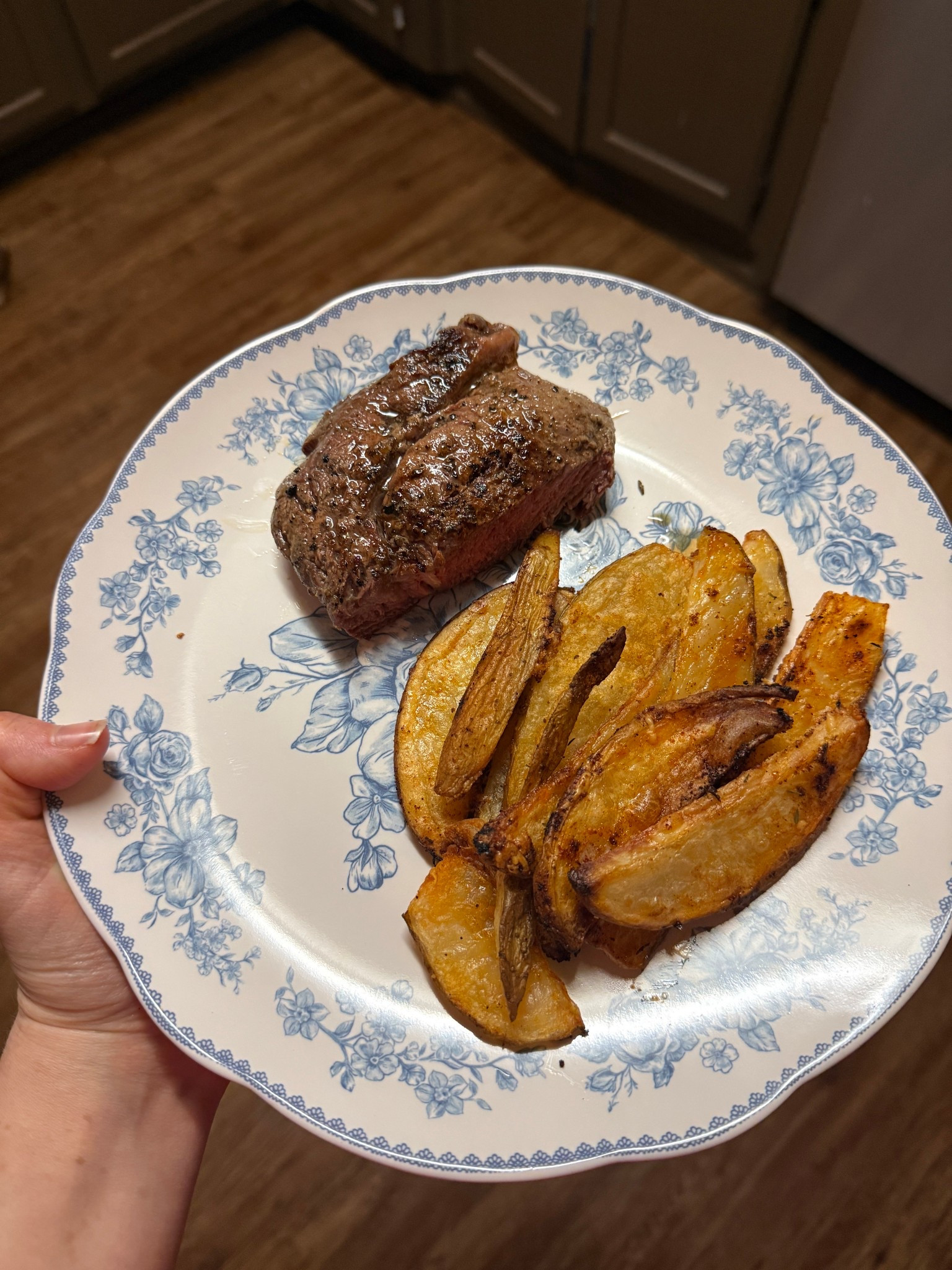 homemade steak and potato wedges!!



#LTKfoodie #LTKdayinmylife #LTKHome