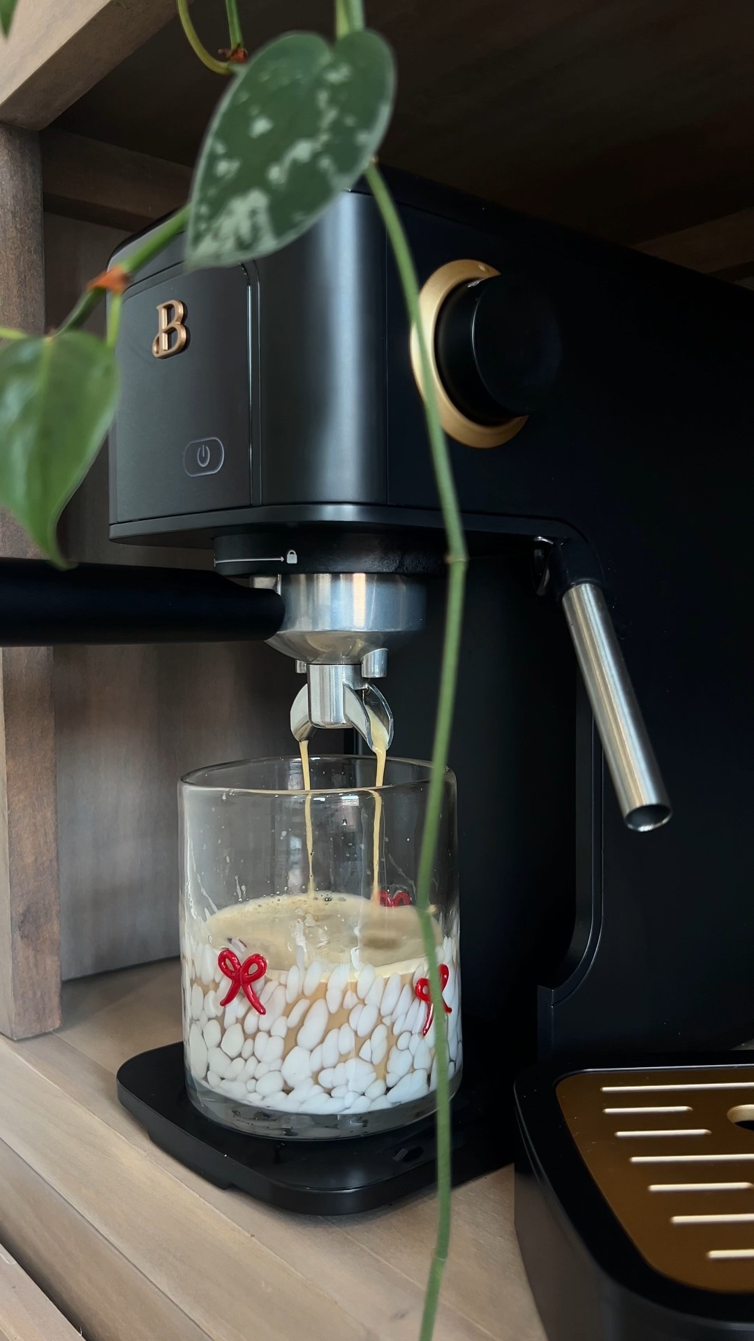 No more 3:00 crashes around here 👌🏻 OBSESSED with this espresso machine! 

Aesthetic coffee, espresso machine, coffee bar 

#LTKGiftGuide #LTKSummerEdit