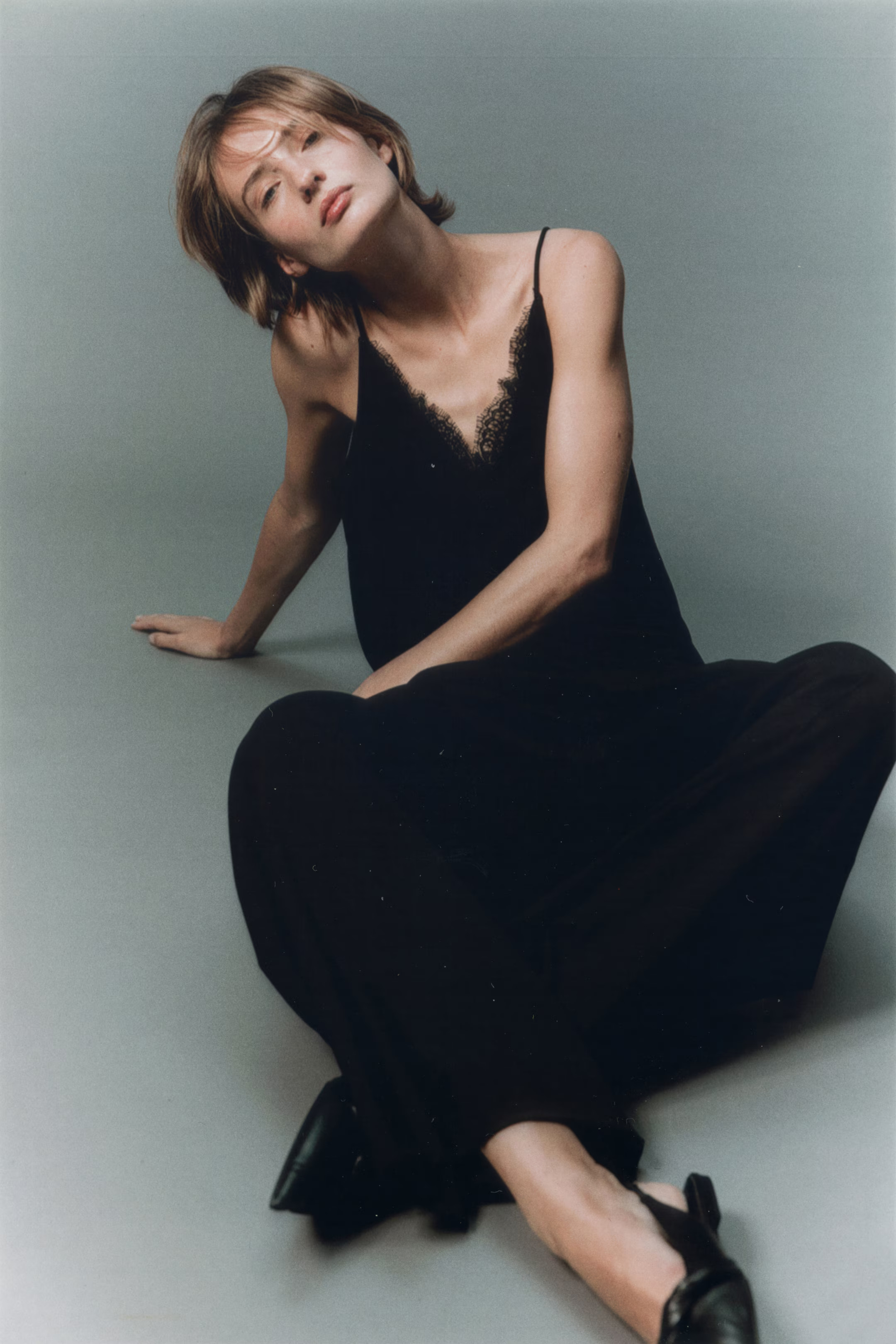 Lace-trimmed cami top | H&M (UK, MY, IN, SG, PH, TW, HK)