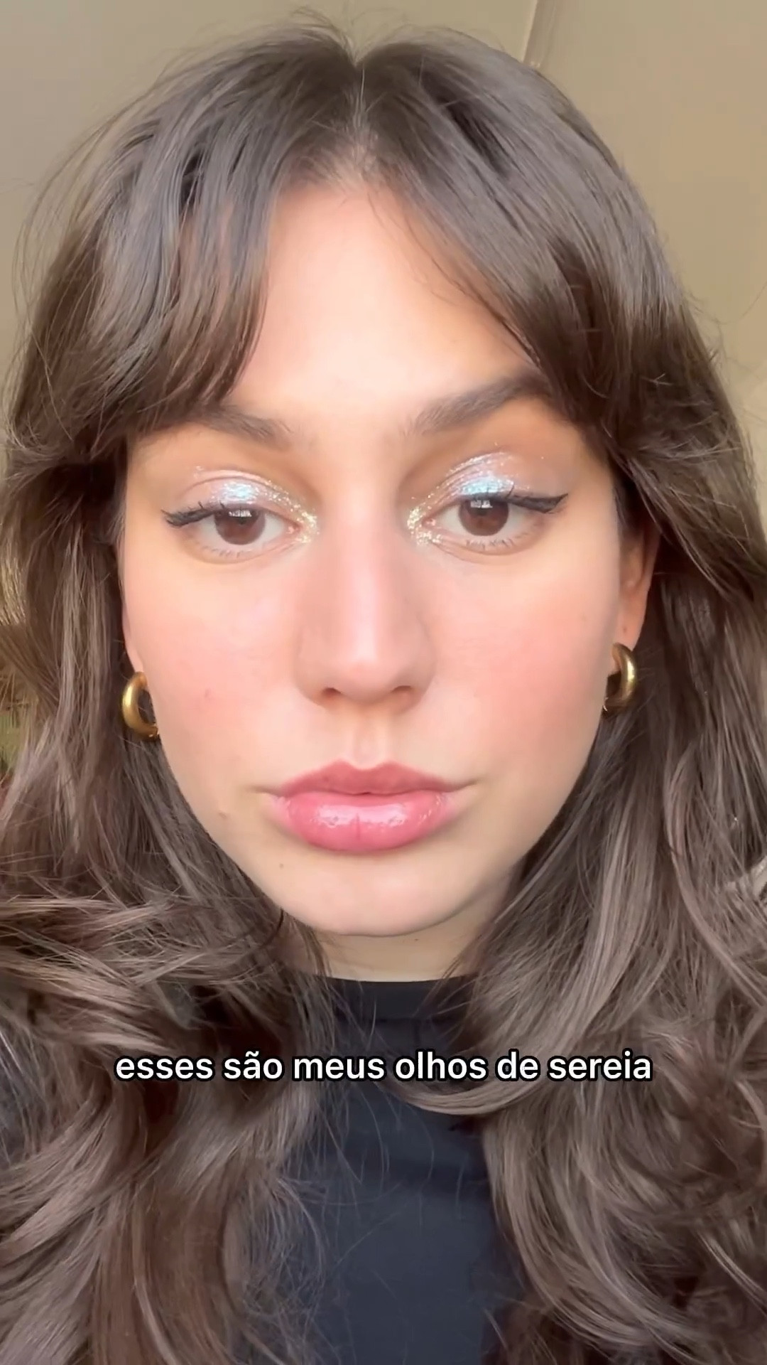mermaid eyes 🧜🏼‍♀️ na verdade mesmo essa trend não tem nada de novo mas é lógico que eu vou aproveitar a oportunidade pra fazer um olho brilhoso né? rs

#LTKbeauty #LTKbrasil