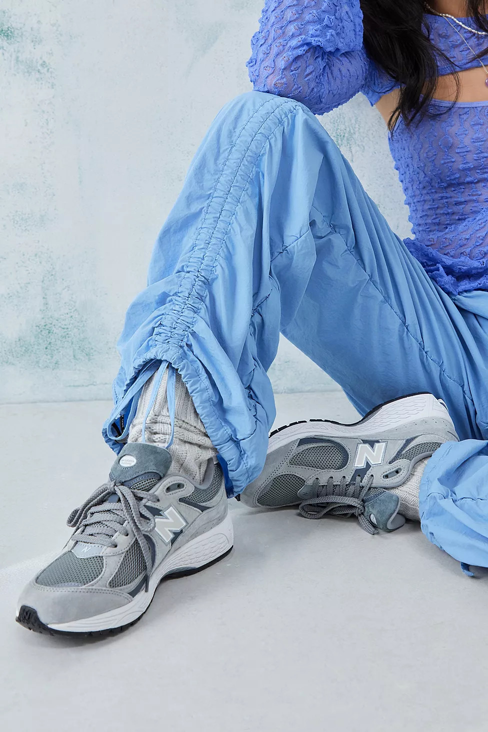 New Balance Grey 2002R Trainers | Urban Outfitters (EU)