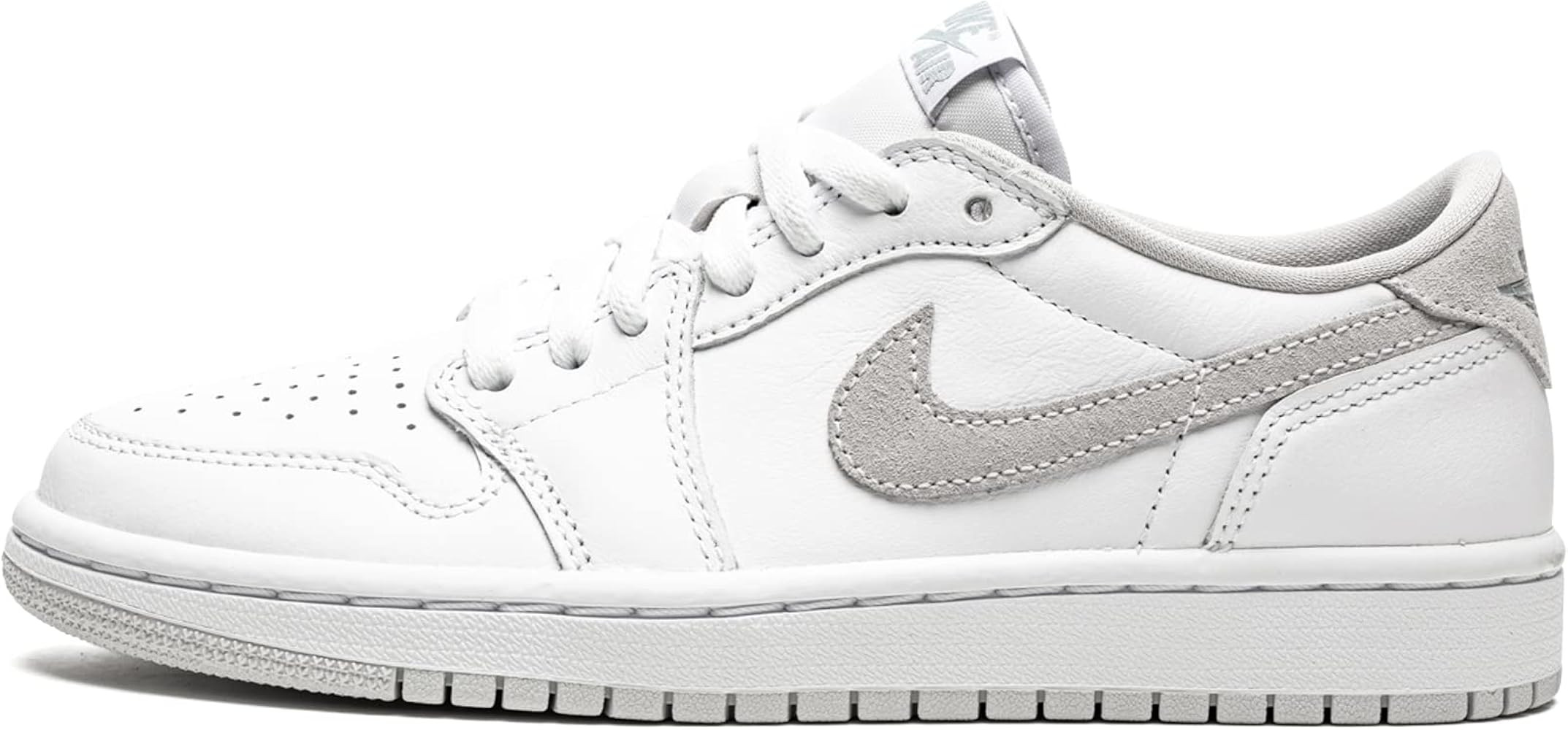 NIKE Women's Sneaker | Amazon (US)
