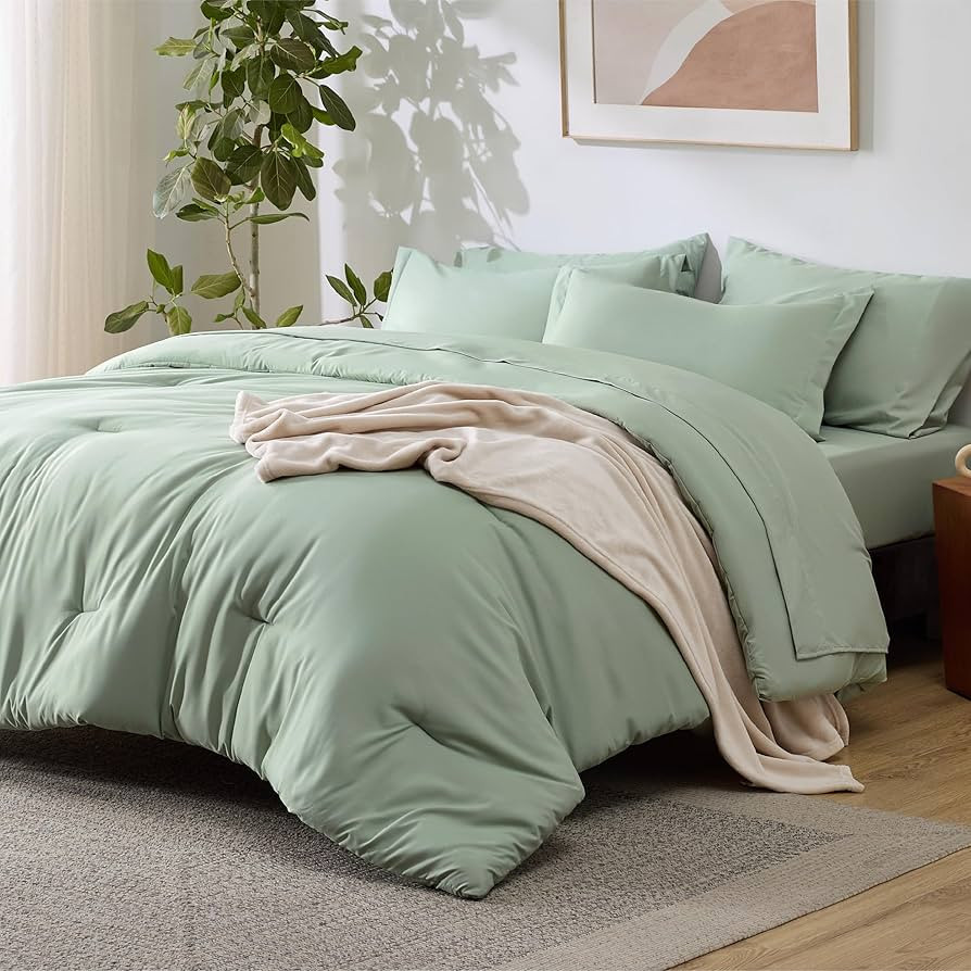 Bedsure Full Comforter Set - 8 Pieces Solid Full Size Bed in a Bag, Green Bedding Set with Soft F... | Amazon (US)