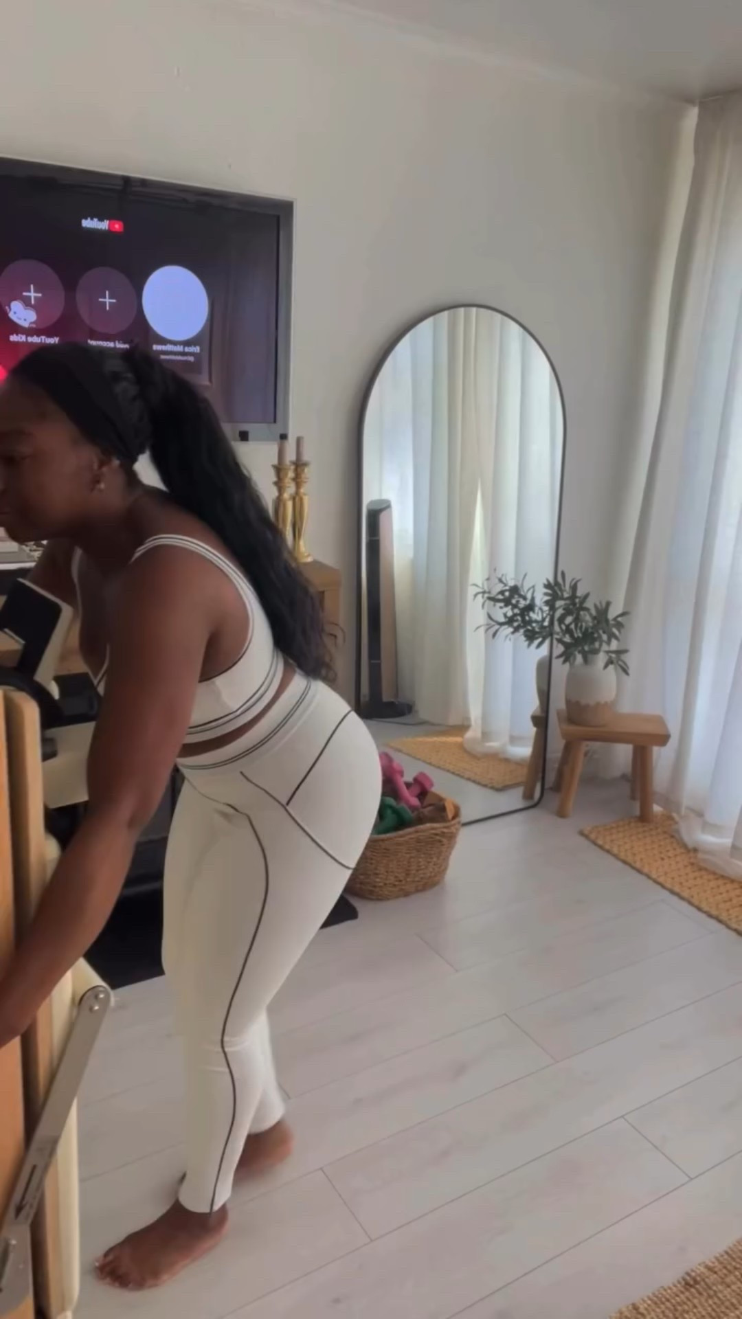 Confessions Of A Creator🫠 Pt. 1

To sum it up… Your new life is going to cost you your old one. Keep going & growing. You’ll be surprised at the amazing things that will happen! 🙌🏾💕

#selfcare #quotestoliveby #wellbeingjourney #contentcreationtips #beautycontentcreator #fashioncontentcreator #peptalk #whatiwishiknew

#LTKstyletip #LTKfitness #LTKmidsize