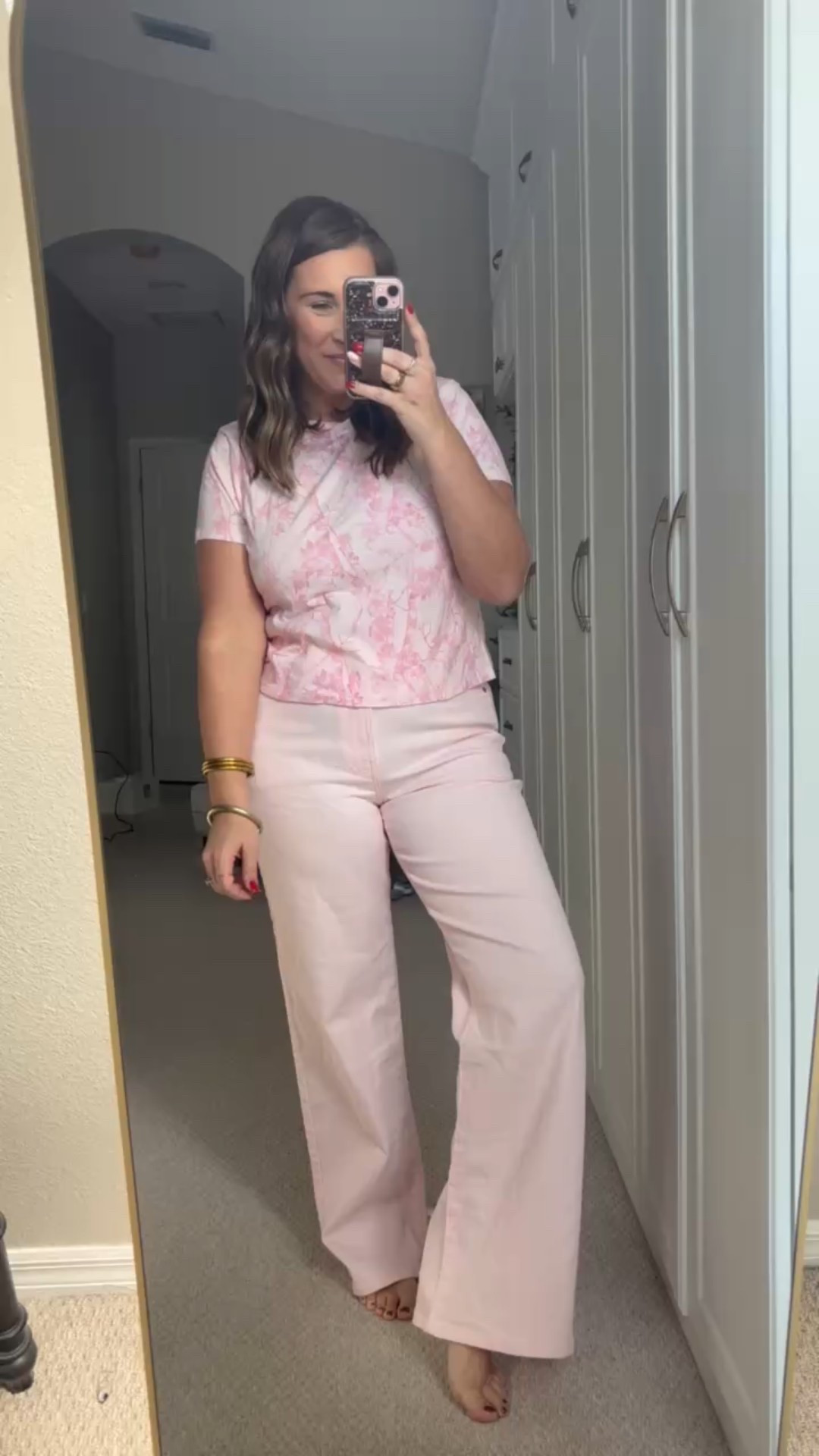 Loving the pink camo top + it’s only $5!!! The pants are beyond comfortable with the elastic back waist!🩷

Walmart, ootd, pants, winter fashion, spring fashion, outfit, no boundariess

#LTKSeasonal #LTKootd #LTKFindsUnder50