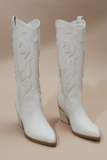 All white western boots!!  Love the inlay detail 🙌🏽 $99

#LTKstyletip #LTKFestival #LTKshoecrush