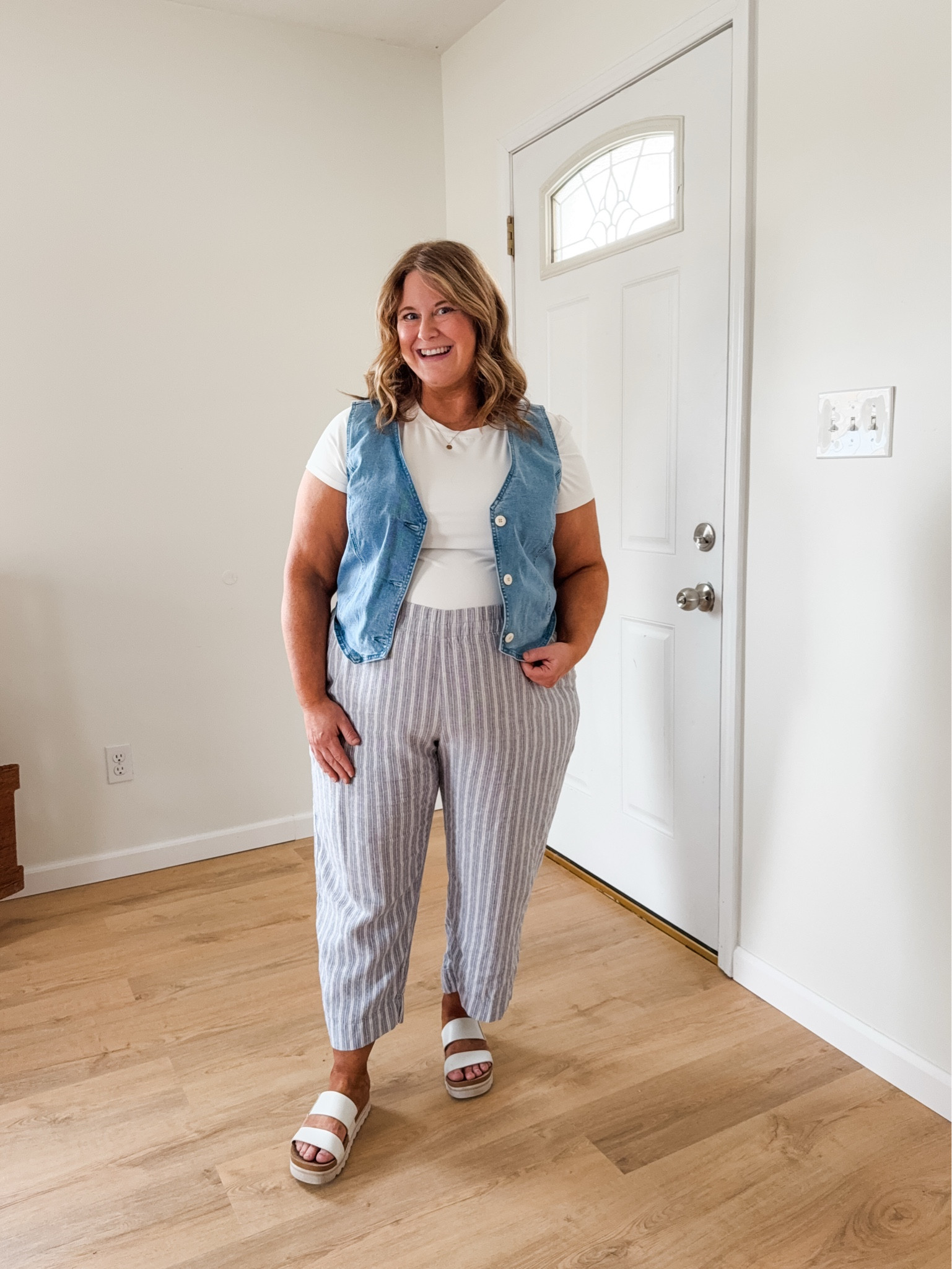 Wearing an XL in my linen pants (regular length) and in my tee and vest.  

#LTKBump #LTKWorkwear #LTKMidsize