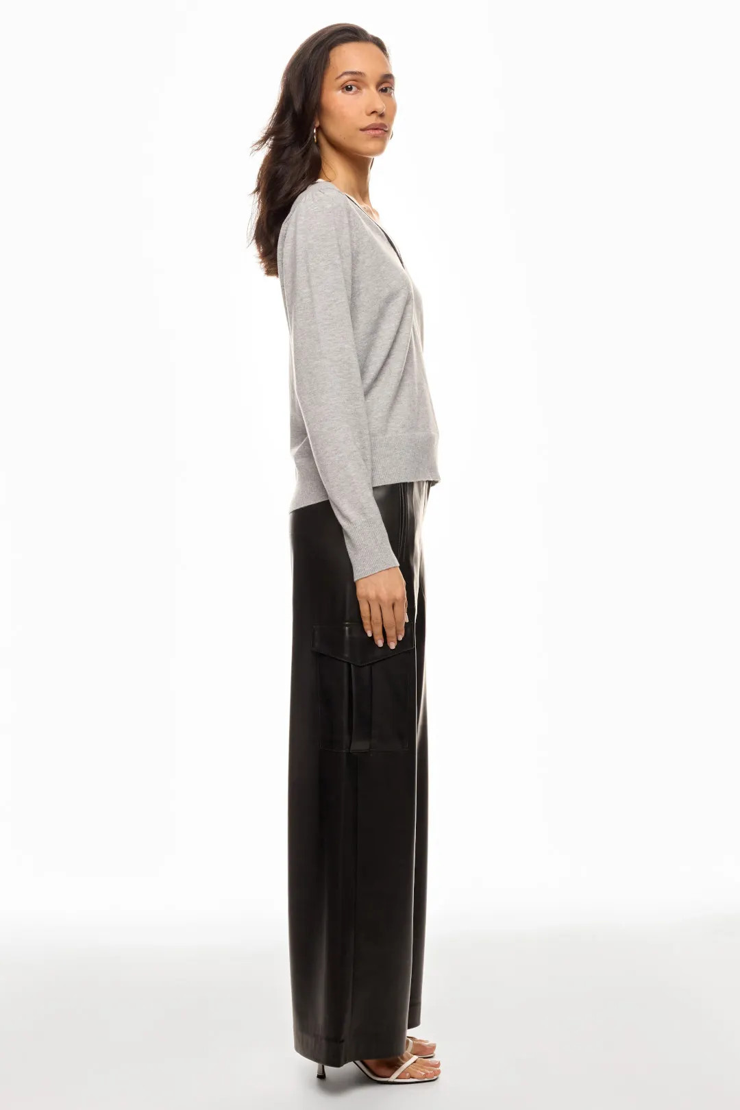 Deep V Contrast Trim Sweater | Rent the Runway