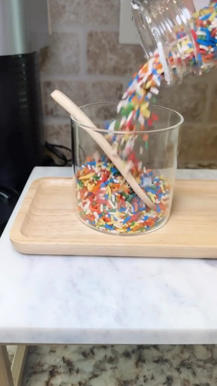 Home made ice cream with just 3 ingredients ? Yes please 😋 
I had this ice cream station, when my daughter’s friends were over and it was a hit! 🙌🏼



#liketkit #LTKKids #LTKHome #LTKSaleAlert
@shop.ltk
https://liketk.it/5Y4jW