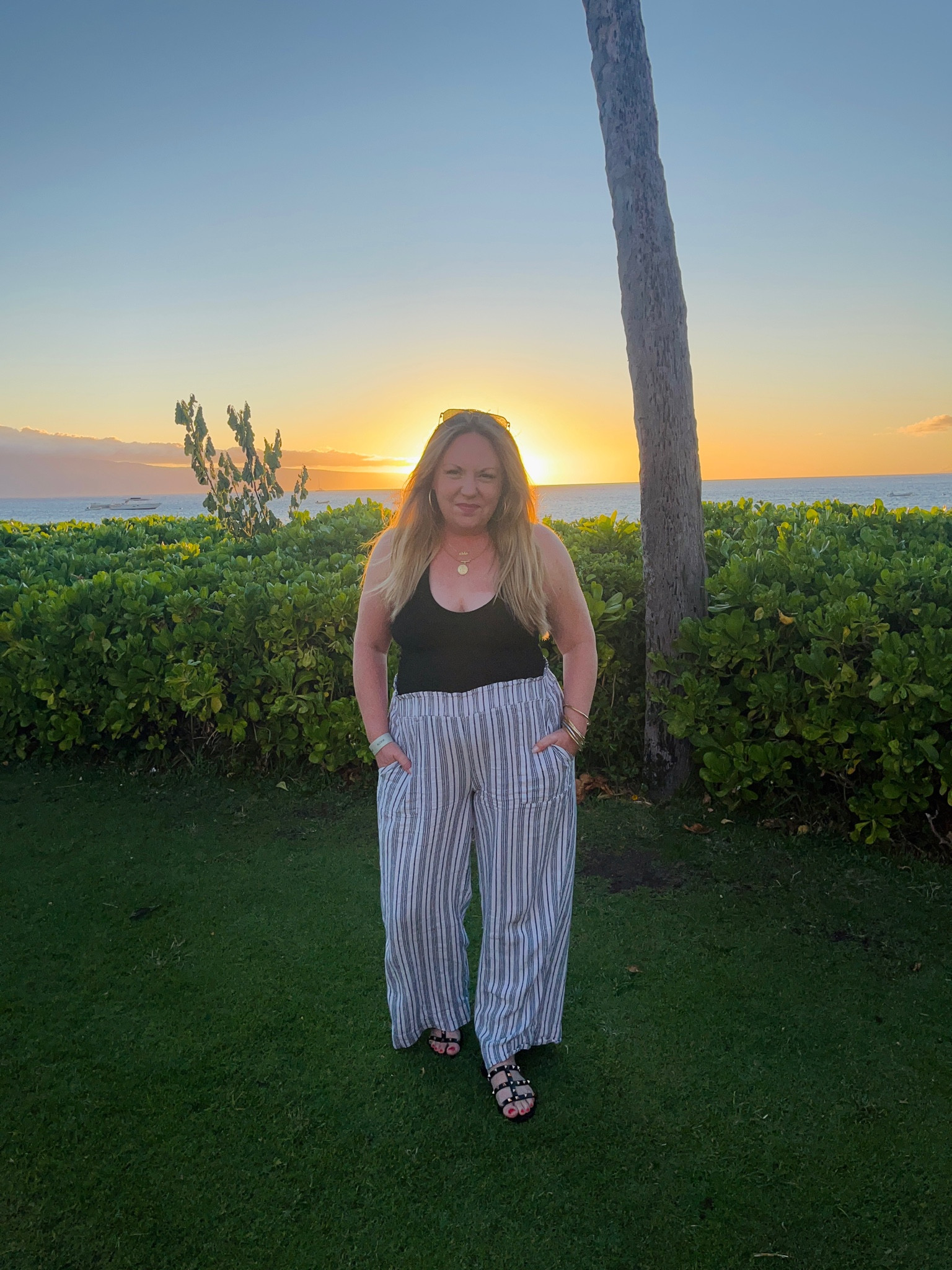 Large pants; medium tank

#LTKunder50 #LTKSeasonal #LTKsalealert