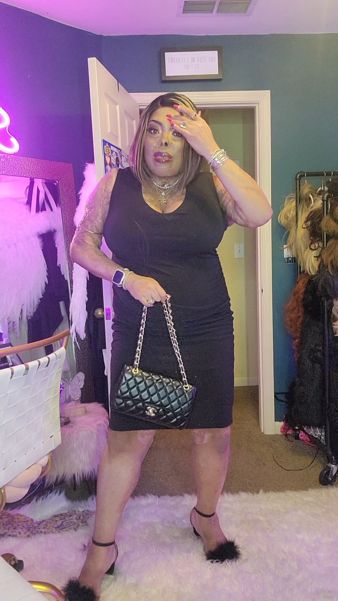 Last Day to Shop the Honeylove Year-end SALE! Discount up to 50% plus free shipping!

***Code:BURNEDBEAUTY 10% Off

This Inner Power dress that I am wearing is perfect for every occasion. Throw on a jacket for work then take it off for date night. The fabric and the ruching are so flattering! 🦋

#LTKplussize #LTKVideo #LTKsalealert