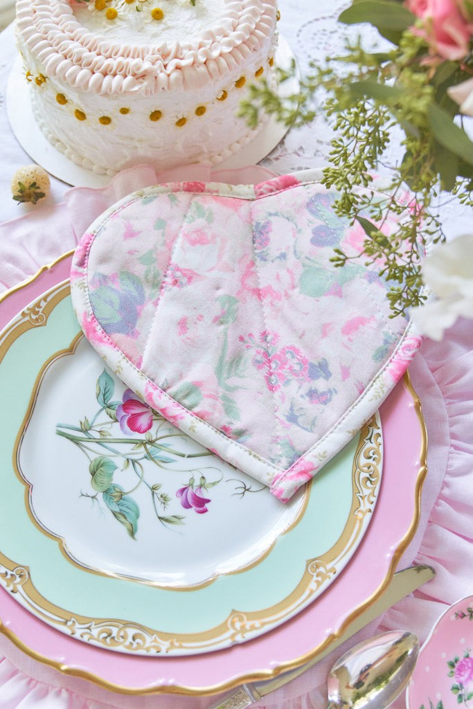 LoveShackFancy x Hedley & Bennett Potholder | LOVESHACKFANCY