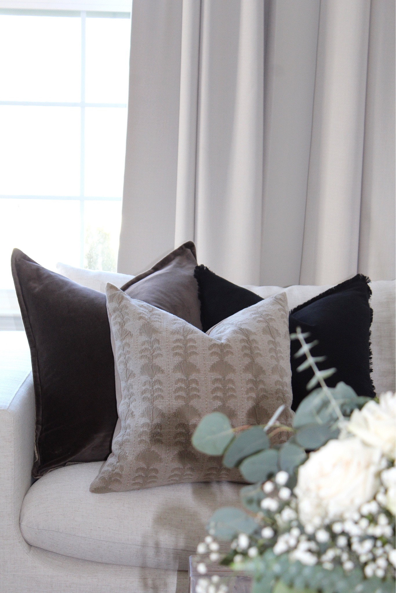 Pillow, curtain 

#LTKstyletip #LTKFind #LTKhome