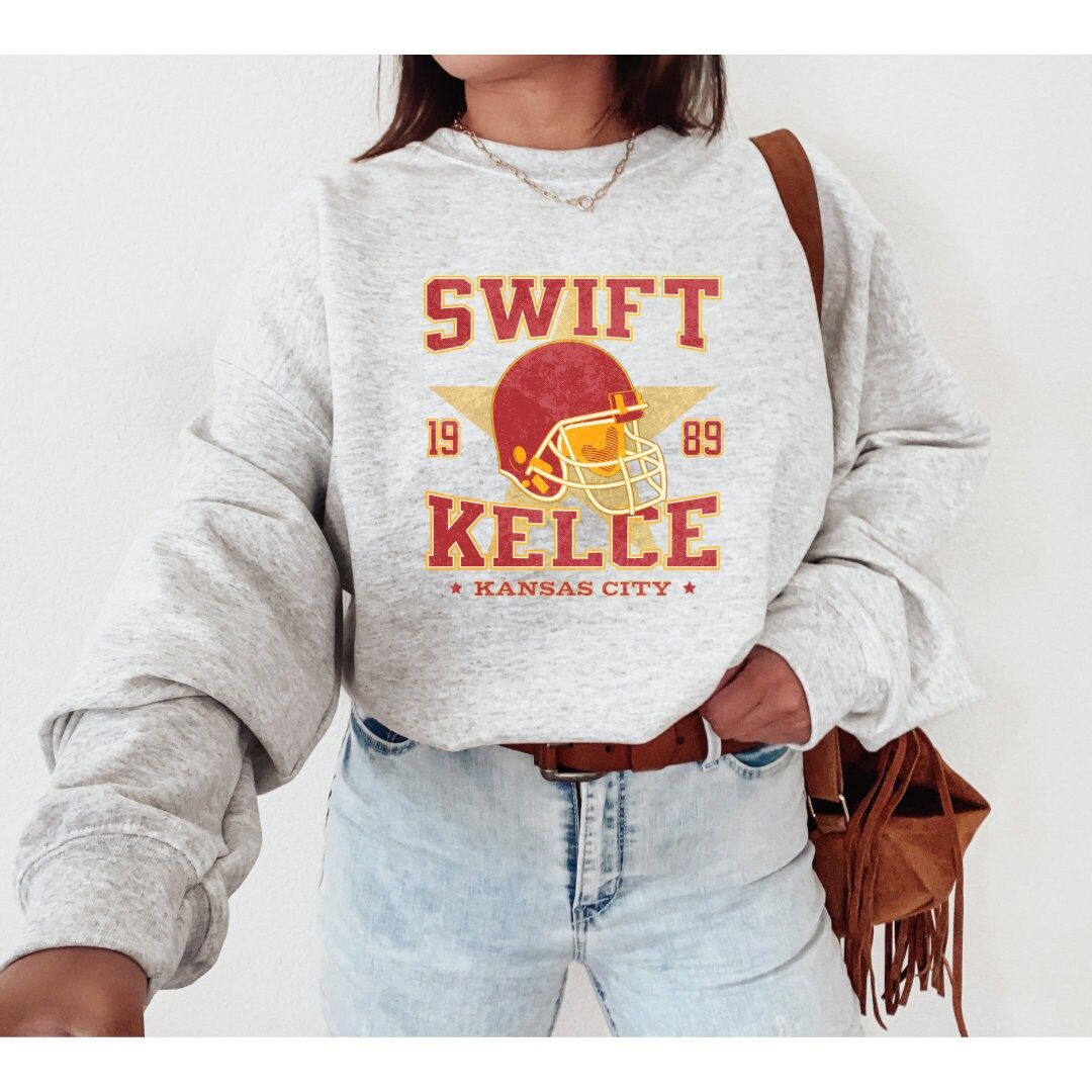 Swift / Kelce Pullover / T Swift Chiefs Fan Pullover - Etsy | Etsy (US)