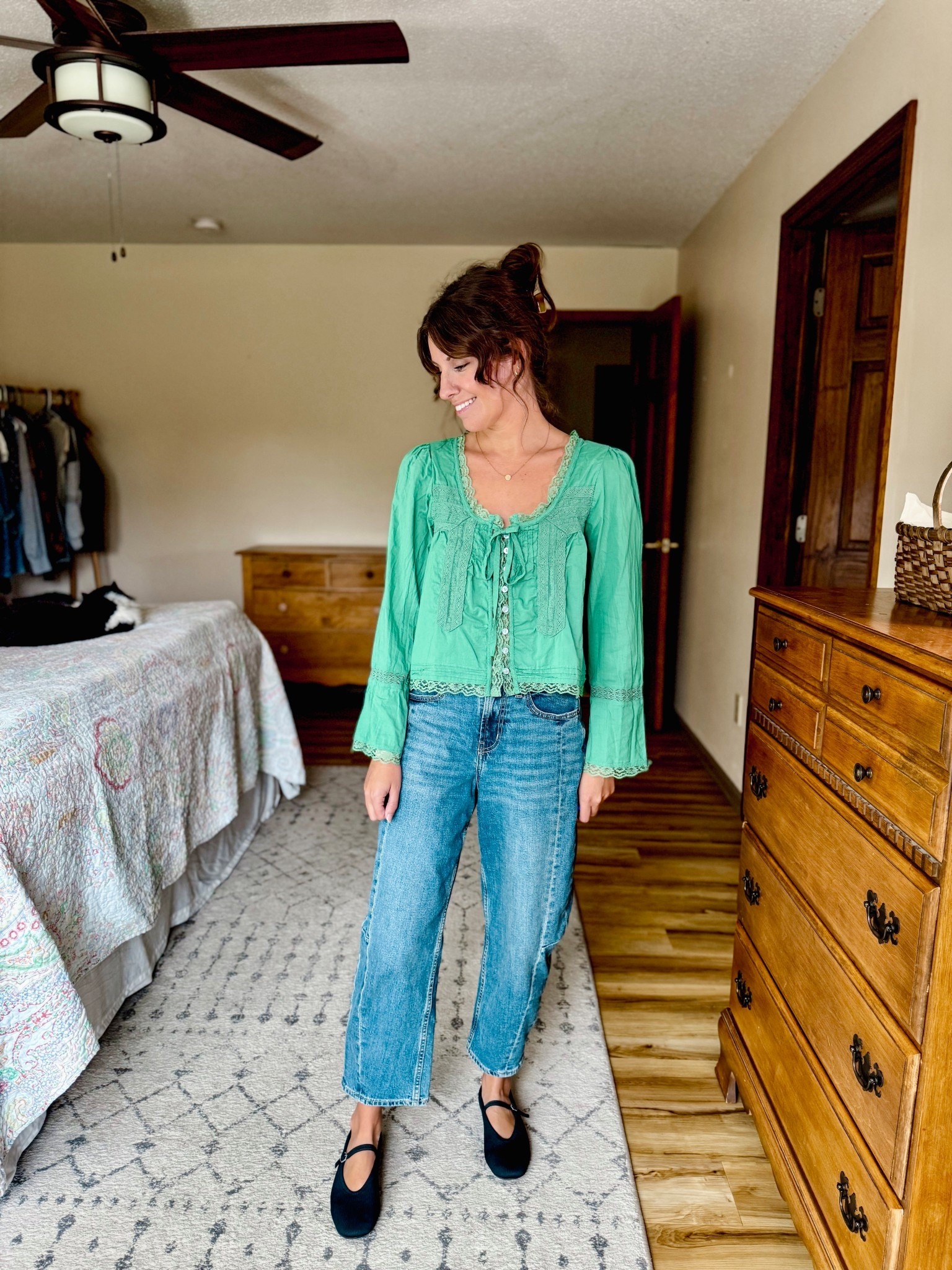 Wearing small in my top, 0 petite in my barrel jeans, and 7 in my Mary Jane’s (also linked more affordable ones). 



#LTKSeasonal #LTKShoeCrush #LTKPetite