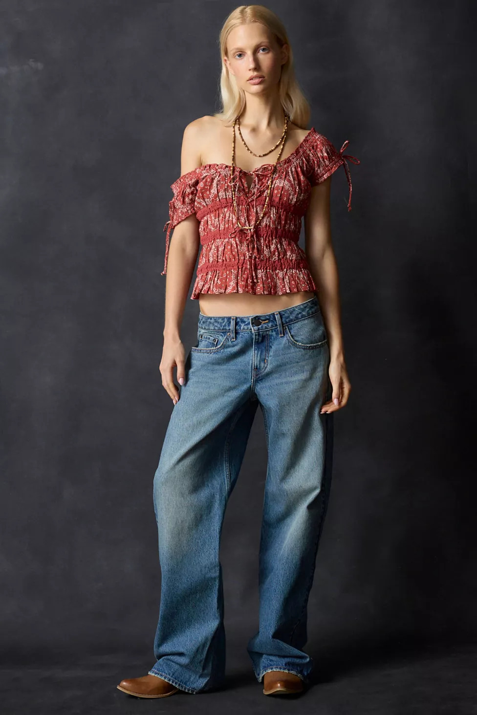 Levi\u2019s\u00ae Low Loose Jeans | Urban Outfitters (US and RoW)