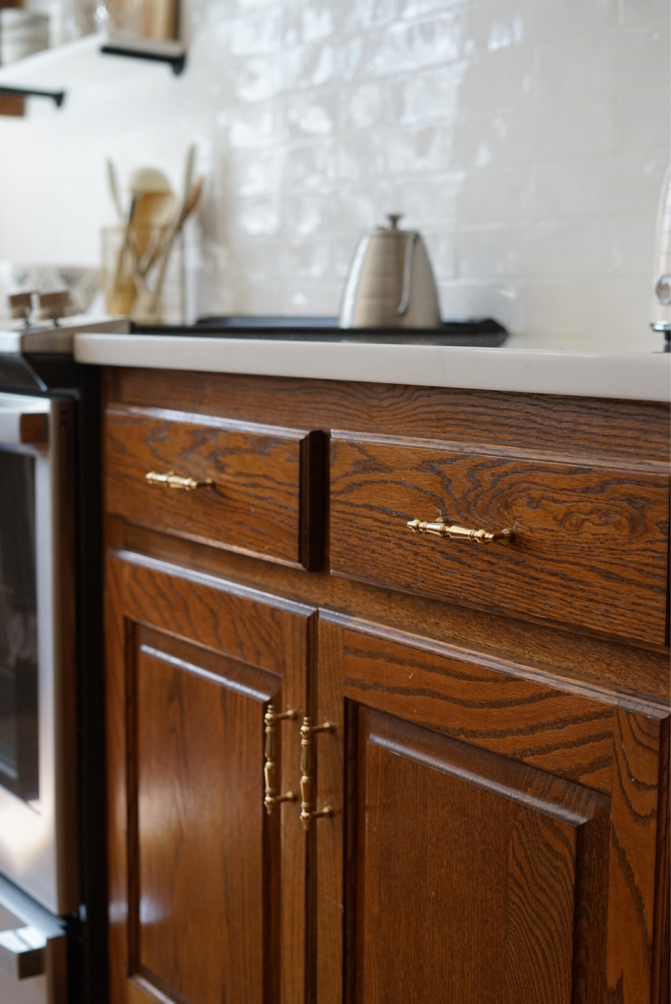 Here’s a link to our kitchen hardware and others that are very similar. These are a polished brass, ornate style cabinet pull ✨

#LTKHome