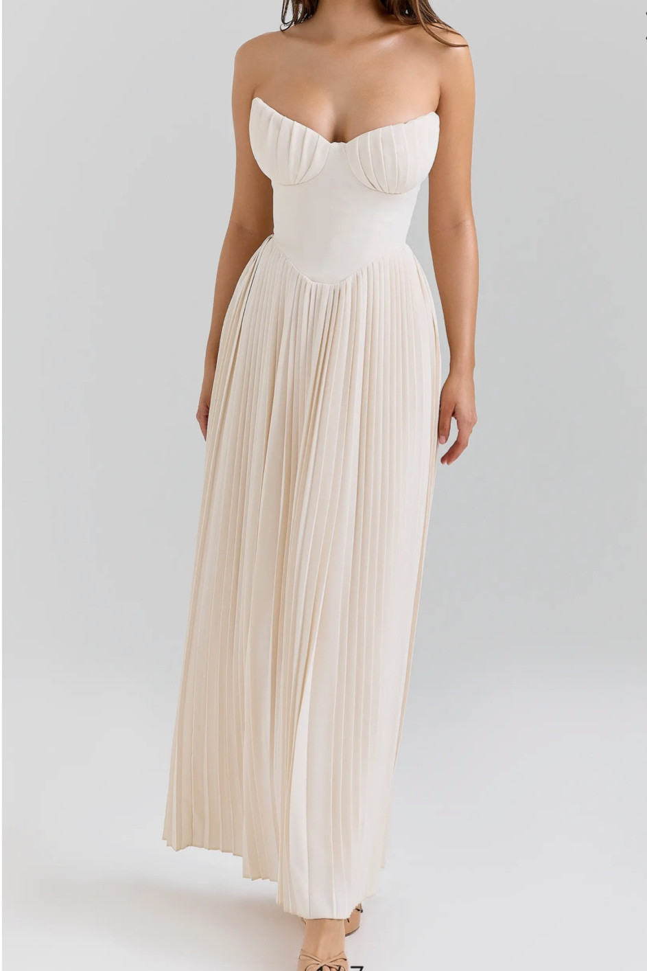 Cute white summer dress

#LTKdayinmylife #LTKWedding #LTKTravel