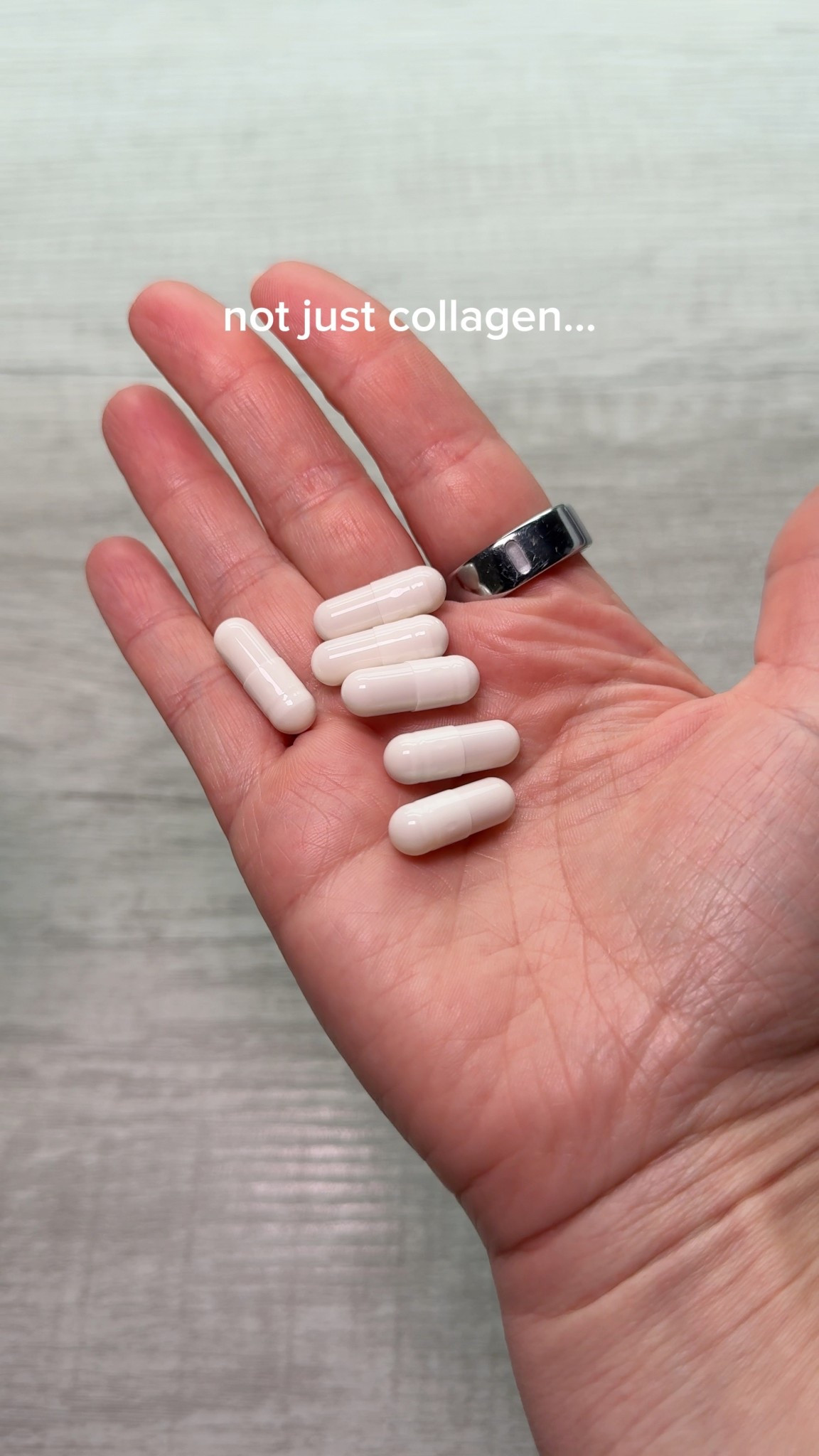 Trying a collagen supplement that also includes colostrum and L-carnitine. I like that it’s only 2 capsules instead of a handful. 💊💊





#LTKfitnessgoals #LTKOver40 #LTKselfcare