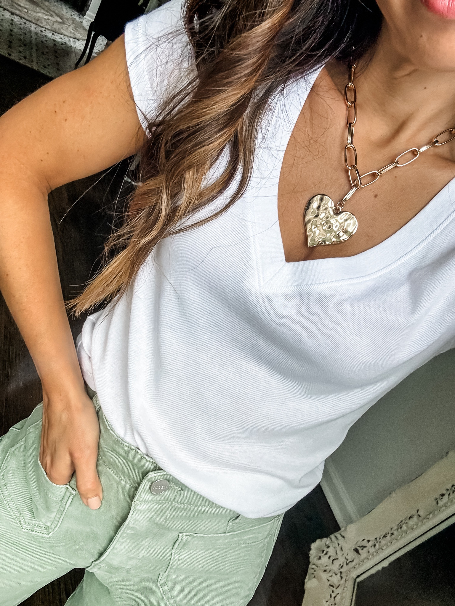 Splendid code: VIPFRIEND or TAMMYSP24. 

Xs white v neck tee. Heart necklace 

#LTKOver40 #LTKSaleAlert #LTKFindsUnder50