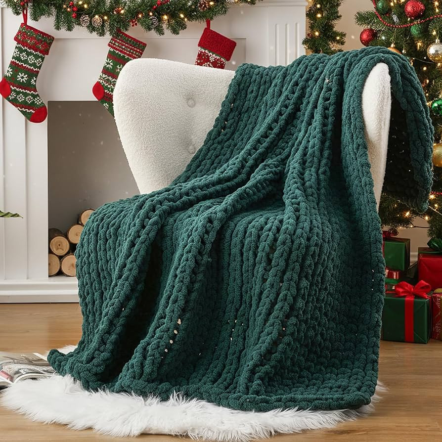 Battilo Dark Green Chunky Knit Throw Blanket, Soft and Thick Chirstmas Green Chenille Throw Blank... | Amazon (US)