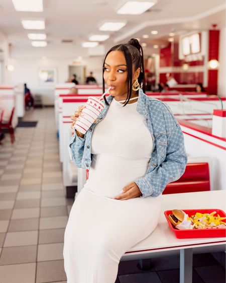 Pregnancy cravings, in and out burger, baby bump, pregnancy photoshoot, baby bump poses

#LTKbump #LTKfit #LTKbaby