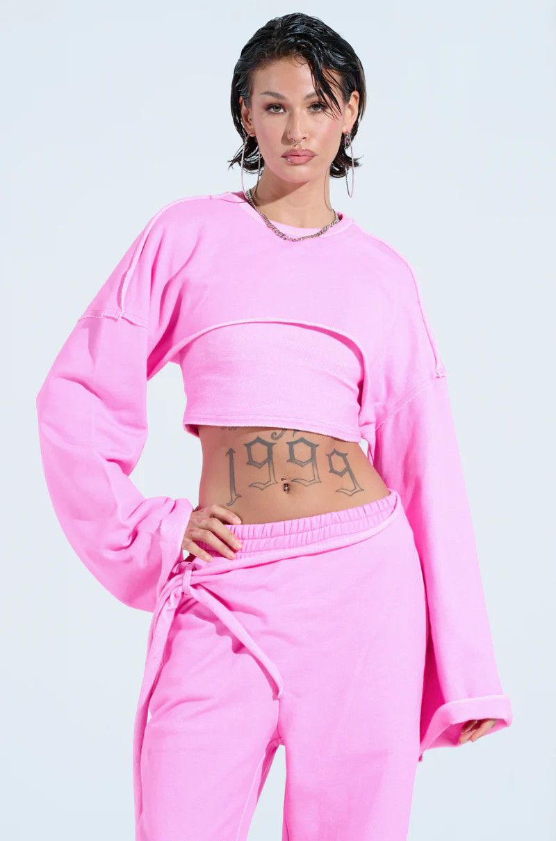 ISSA DOUBLE LAYER CROP SWEATSHIRT | AKIRA