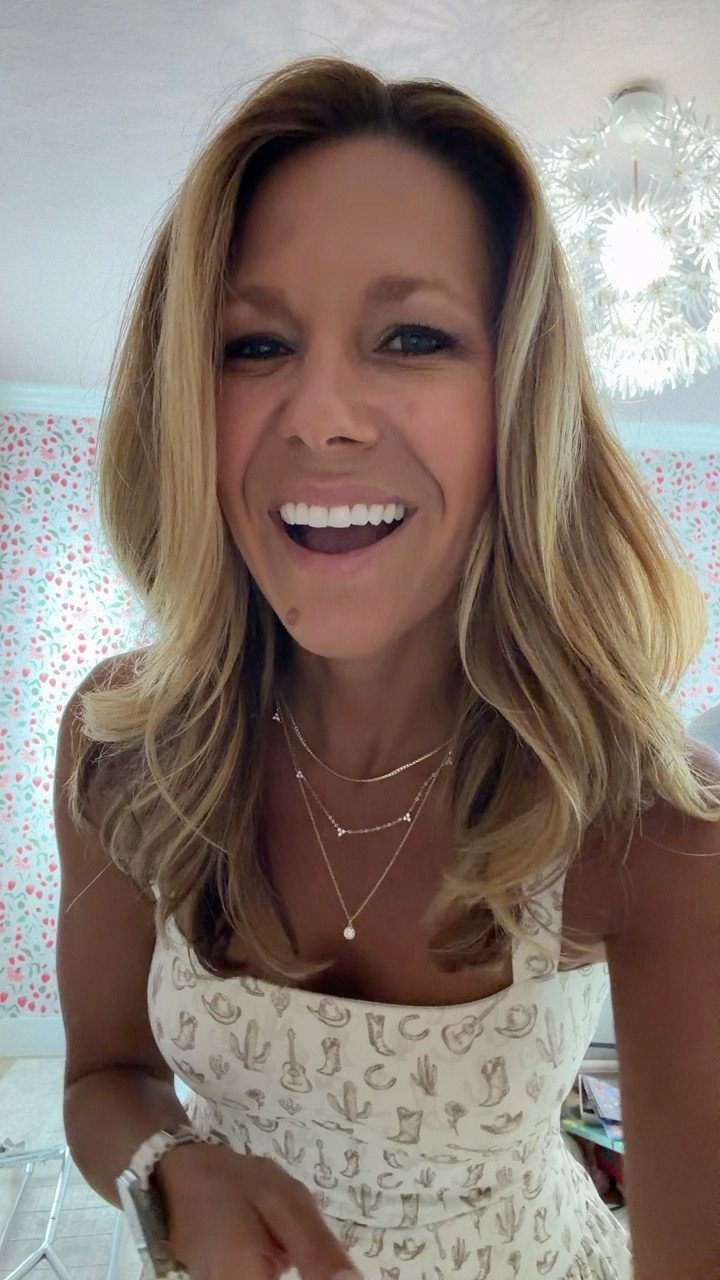 This @electricpicks necklace is so gorgeous!

#LTKdayinmylife #LTKSeasonal #LTKOver40