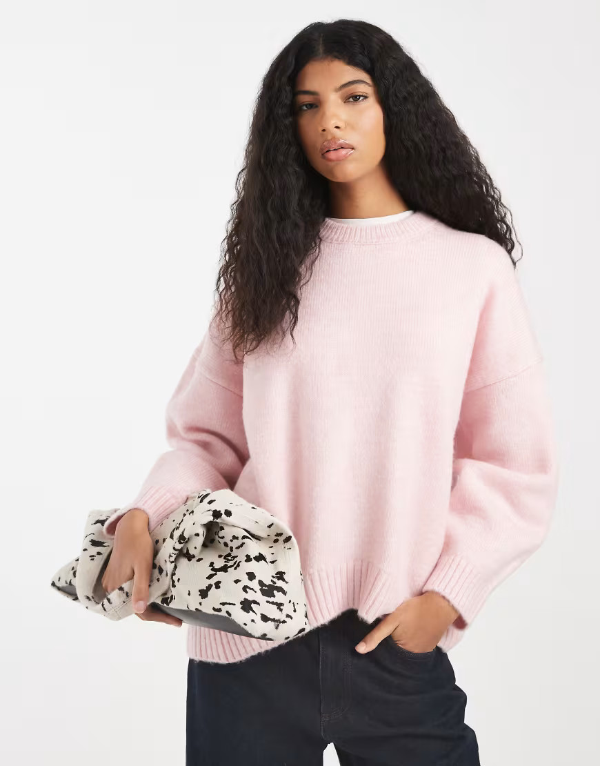 ASOS DESIGN oversized crew neck sweater with curved hem in pale lilac-Purple | ASOS (Global)