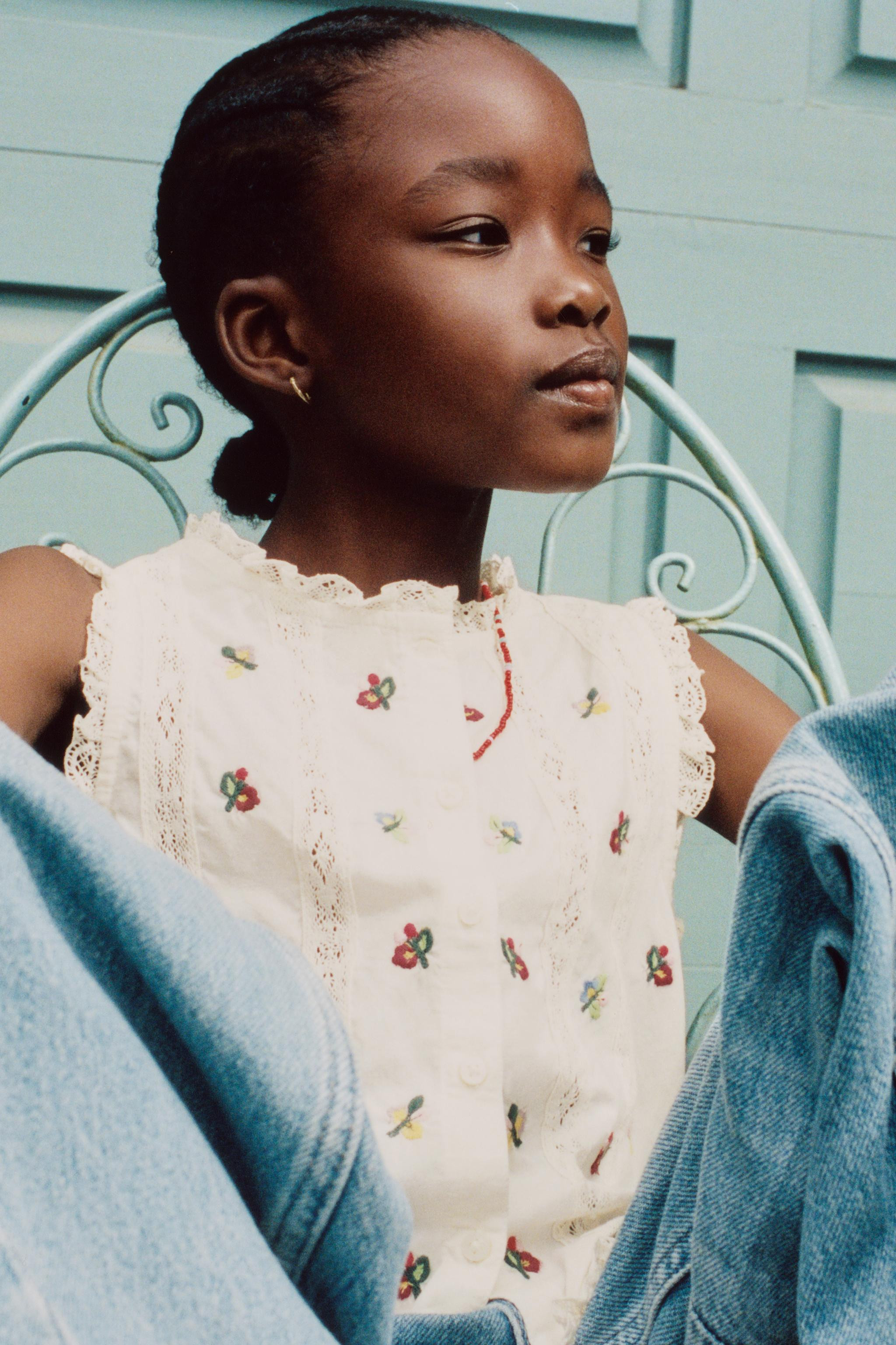 EMBROIDERED LACE BLOUSE | Zara US