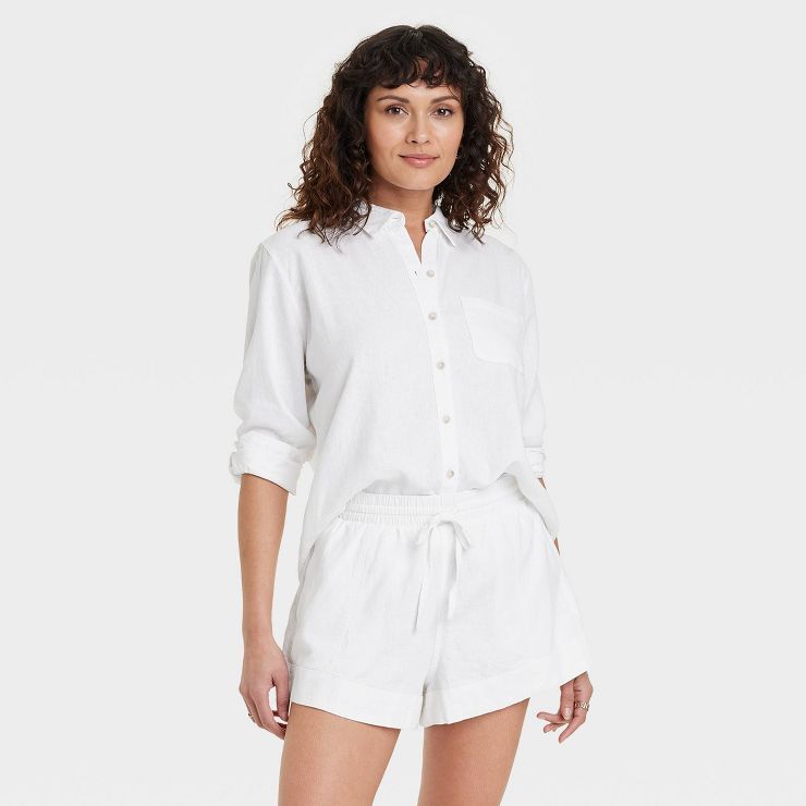 Women's Long Sleeve Relaxed Fit Collared Button-down Shirt - Universal Thread™ White M : Target | Target