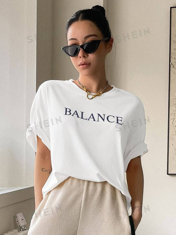 DAZY Camiseta Con Hombros Caídos Y Estampado De Letras | SHEIN