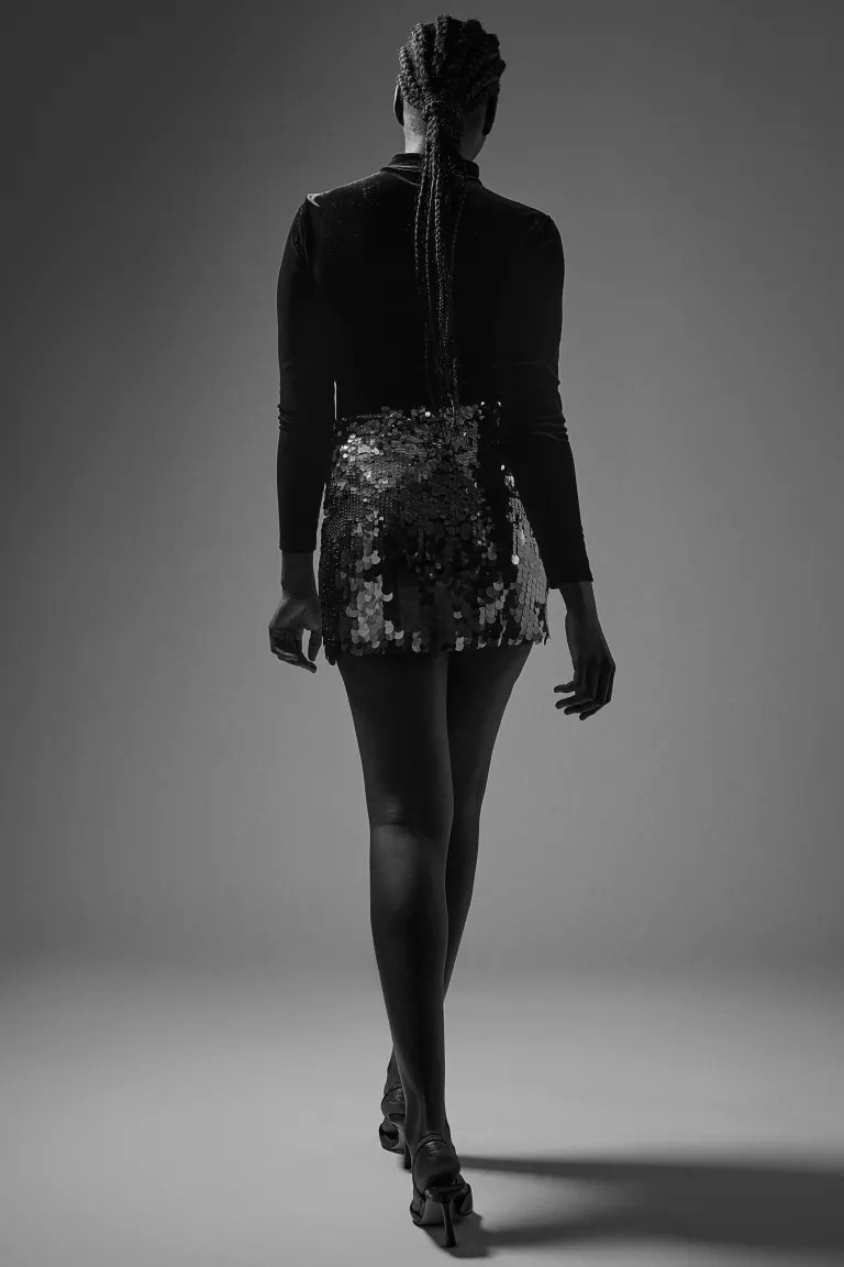 Sequined Mini Skirt - Black/silver-colored - Ladies | H&M US | H&M (US + CA)