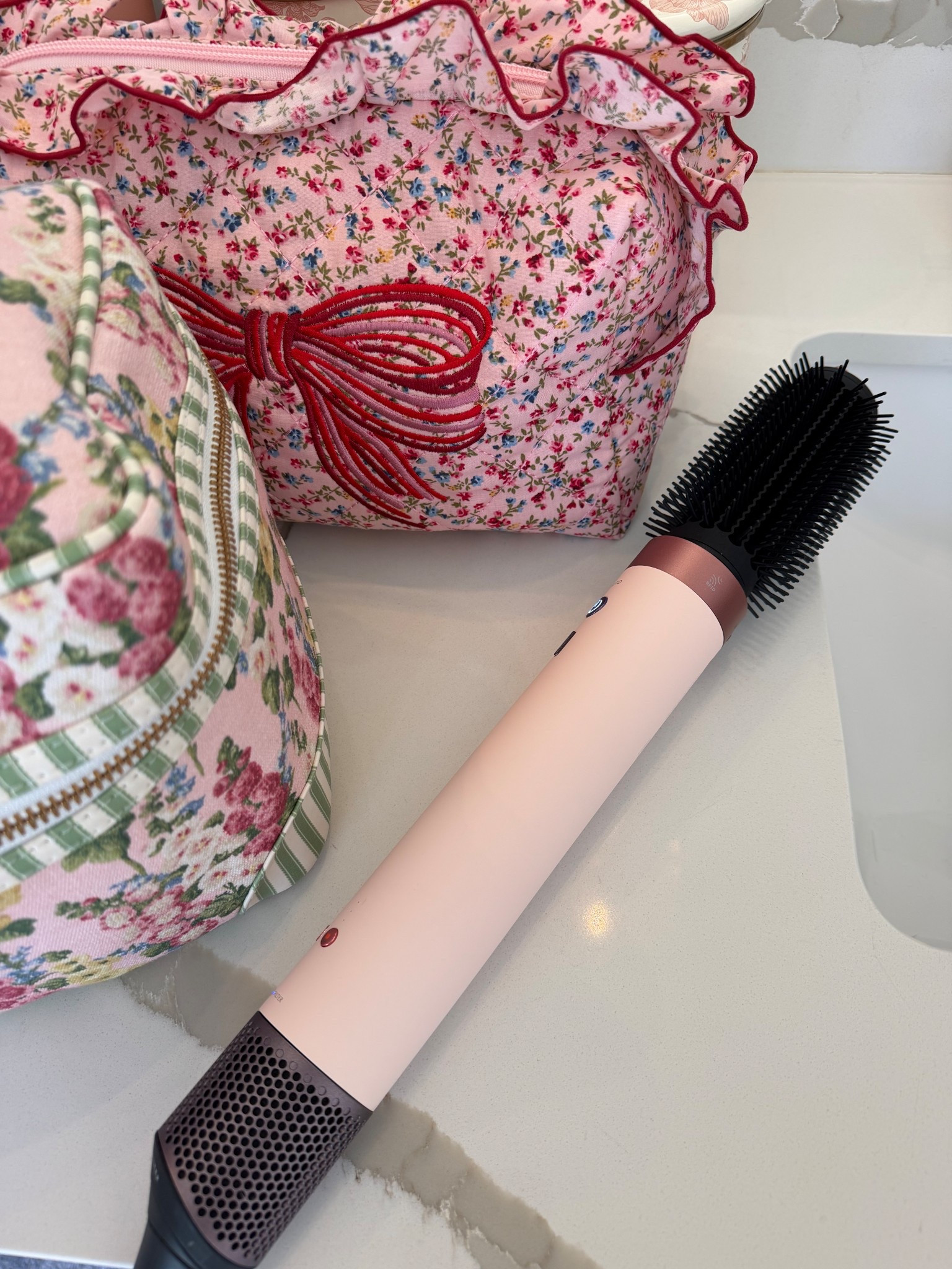 New Airwrap and I’m already obsessed! 

#LTKgrwm #LTKselfcare #LTKmomlife