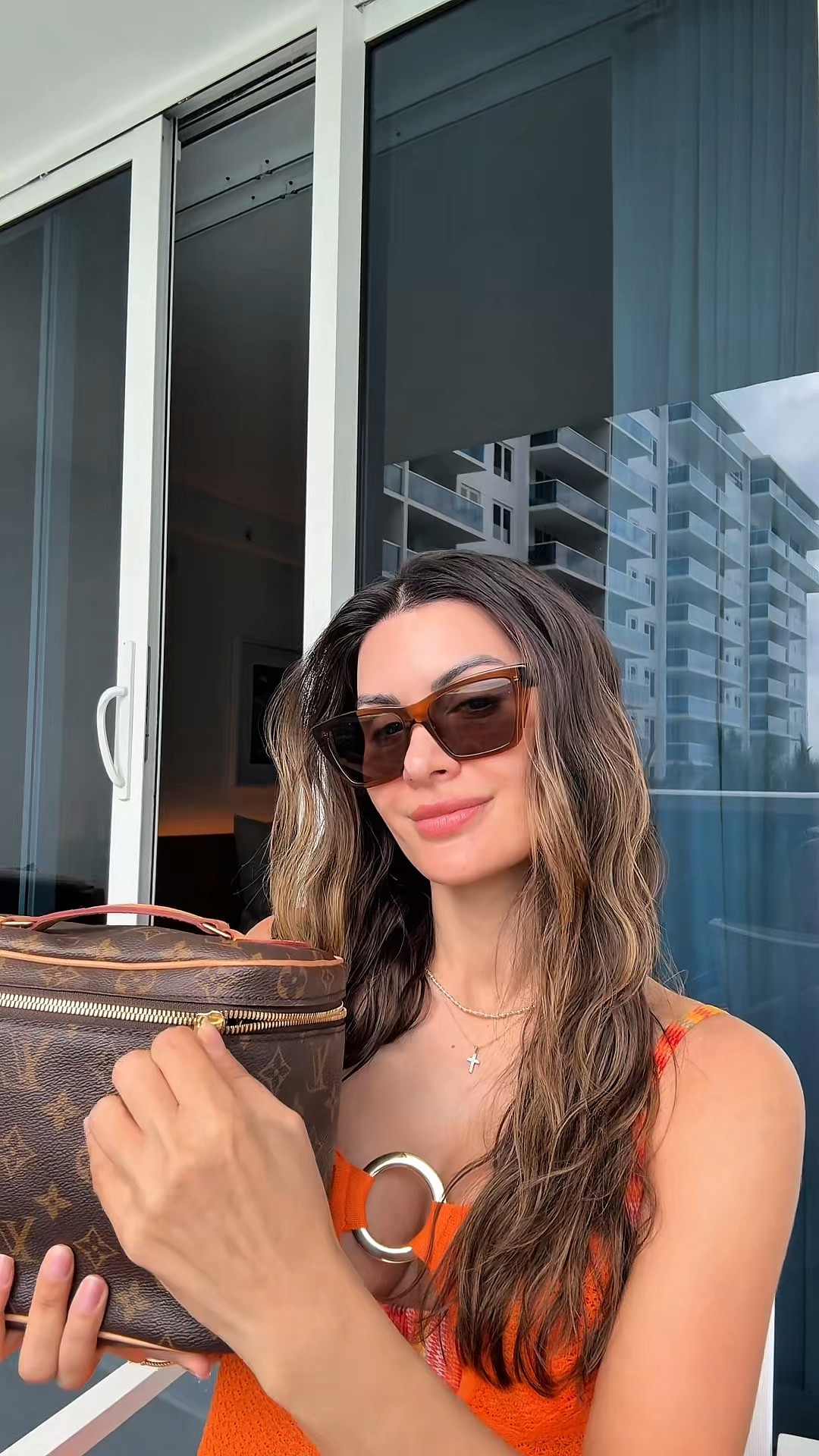 Beach day makeup 

#LTKgrwm #LTKSeasonal #LTKdayinmylife