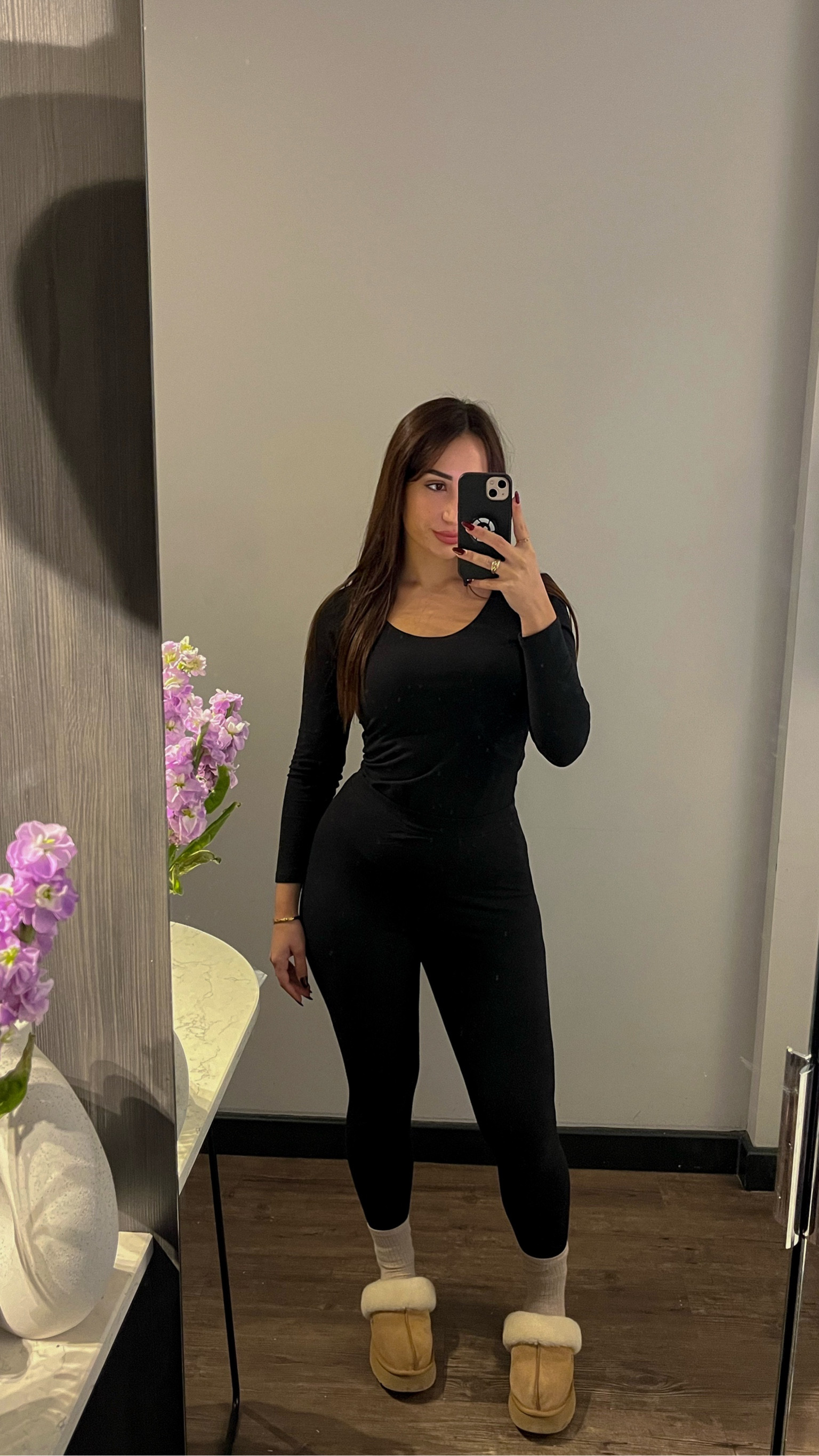 Uniqlo heattech extra warm top & leggings 🖤

Honestly, I’m amazed at how well these work! I’ve been wearing them under my clothes and it’s been keeping me warm throughout this cold weather. They’re a must-have for this winter!



#LTKSeasonal #LTKstyletip #LTKeurope