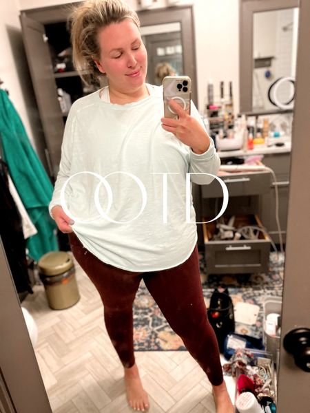 Whew - what a DAY. Please excuse my messy bathroom, I’m I. The midst of reorganizing!!! 

This is what I wore all day! Love my Zella clothes they last so long!!! So does athleta! Runs true to size I’m wearing a 2X!

#LTKMidsize #LTKActive #LTKPlusSize