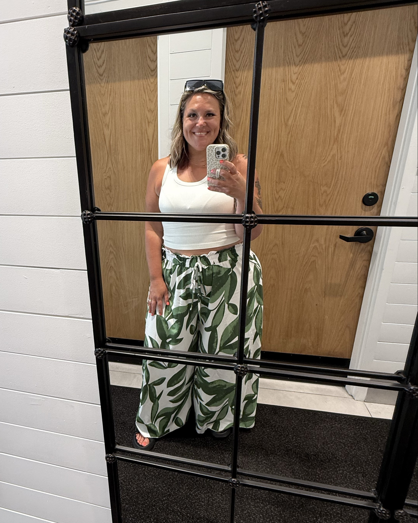 Beachside Bookfest outfits!

I was channeling my inner palm beach girlie vibes for this trip and was so comfortable in everything!

tan and black pants in the last pic aren’t available anymore but I tagged other similar - look at the coral print ones! 😍

#LTKTravel #LTKFindsUnder100 #LTKPlusSize