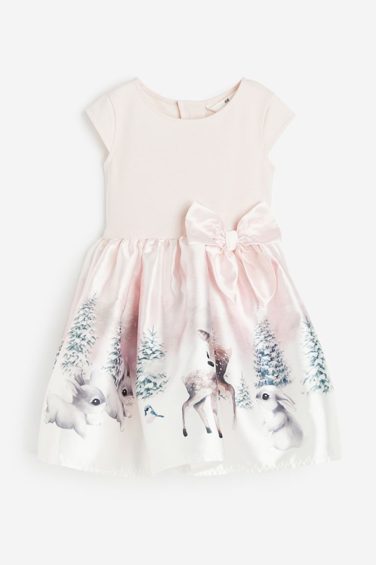 Flared-skirt dress | H&M (UK, MY, IN, SG, PH, TW, HK)