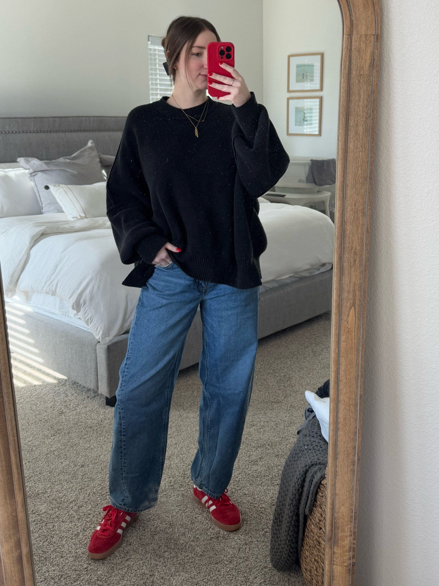 Barrel Jeans & Gazelles ❤️ #aerie #americaneagle #barreljeans #denim #red #gazelle #adidas #freepeople #sweater

#LTKFindsUnder100 #LTKStyleTip #LTKShoeCrush