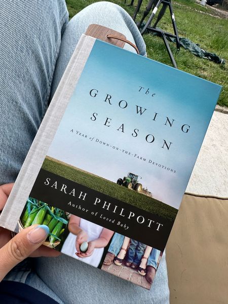 Spring reading 🌻📚🙏🏼

If you’re looking for a good easy read devotional book this is it!! I don’t live on a farm but I can easily relate to everything she says 🤍

#books #springbooks 

#LTKhome #LTKfindsunder50 #LTKSeasonal
