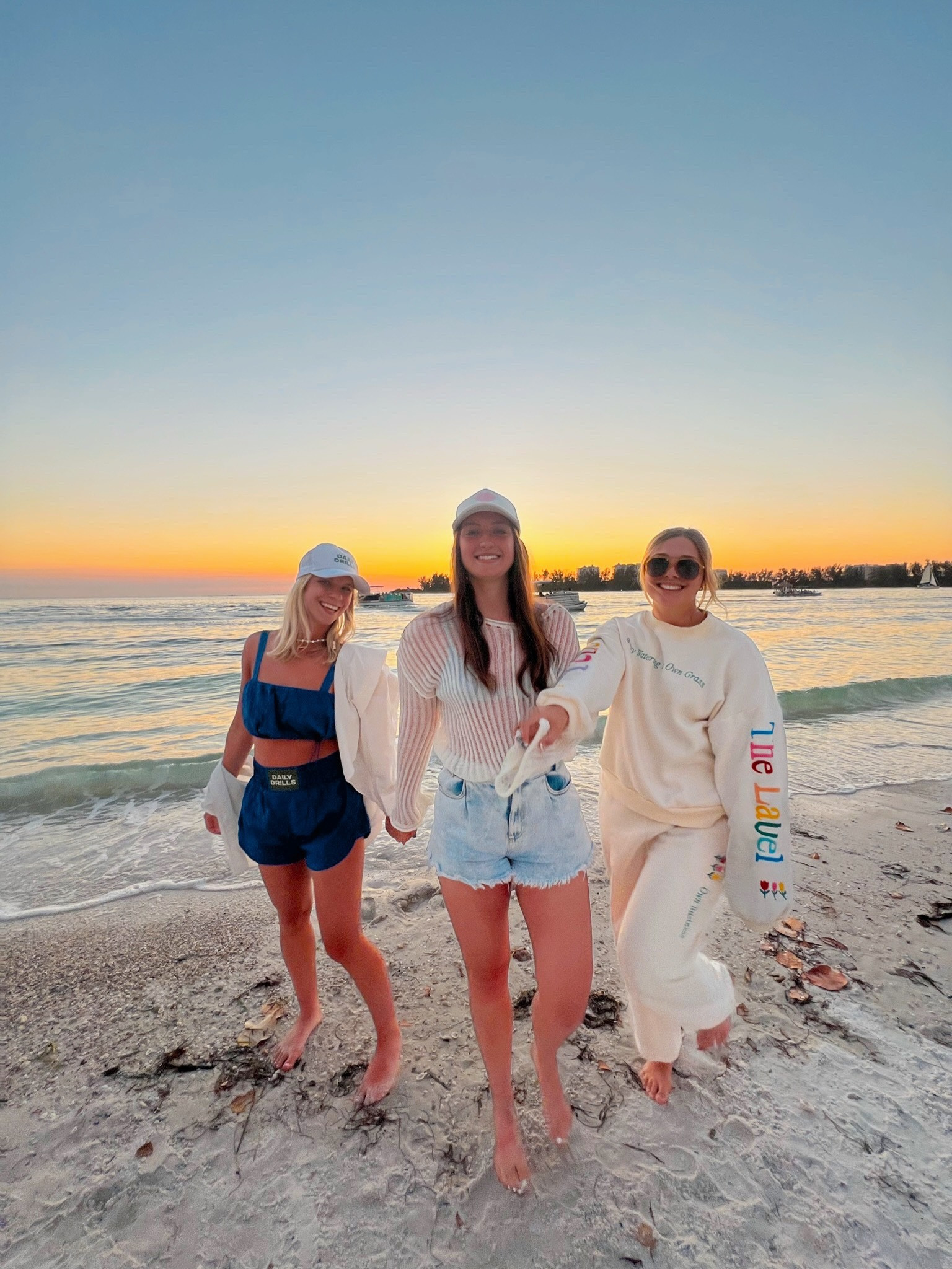 Beach Sunstes 

#LTKFind #LTKSeasonal #LTKtravel