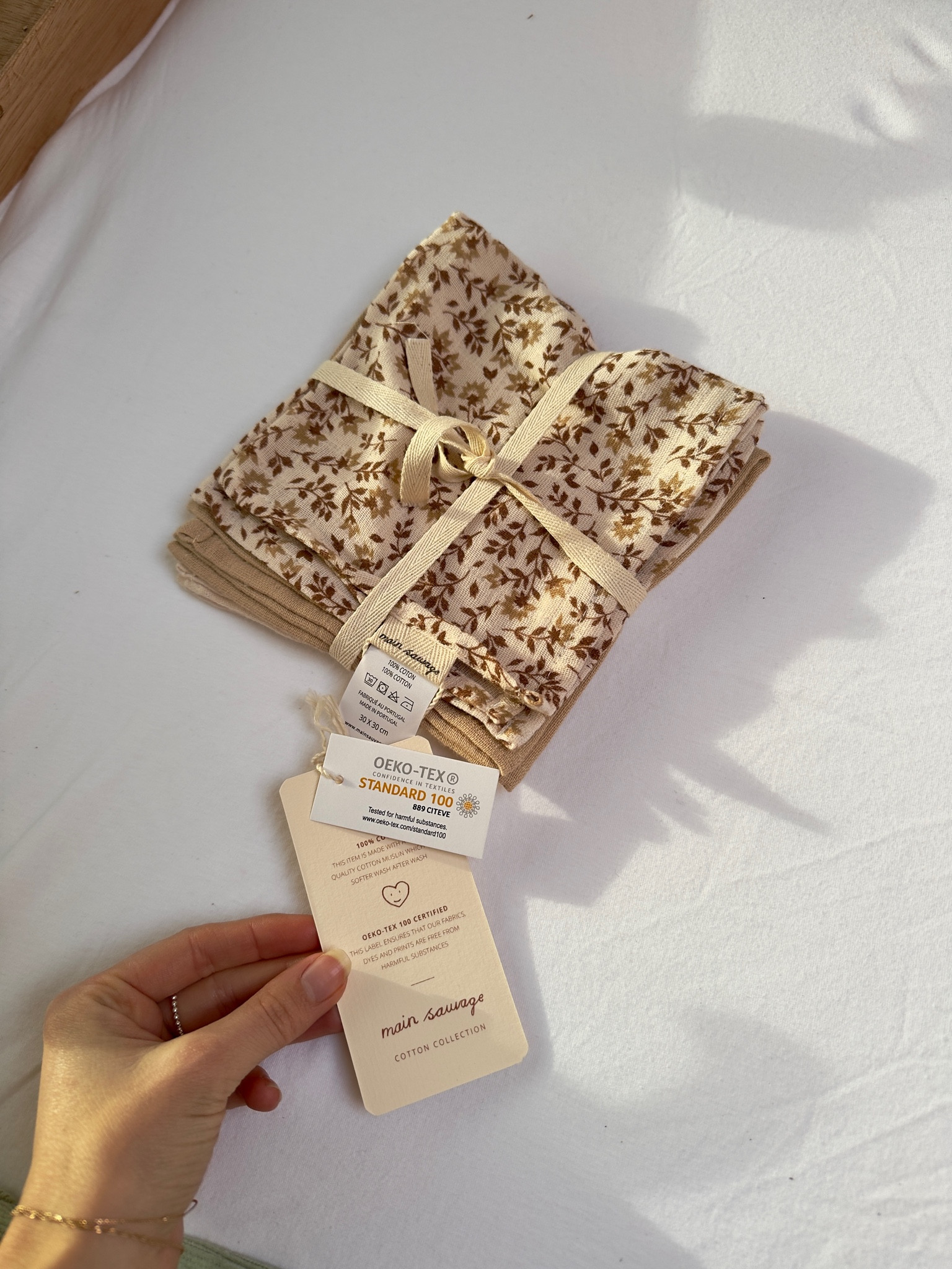 Kleine Tücher ✨ ähnliche Farben sind verlinkt 🧡 

#LTKbaby