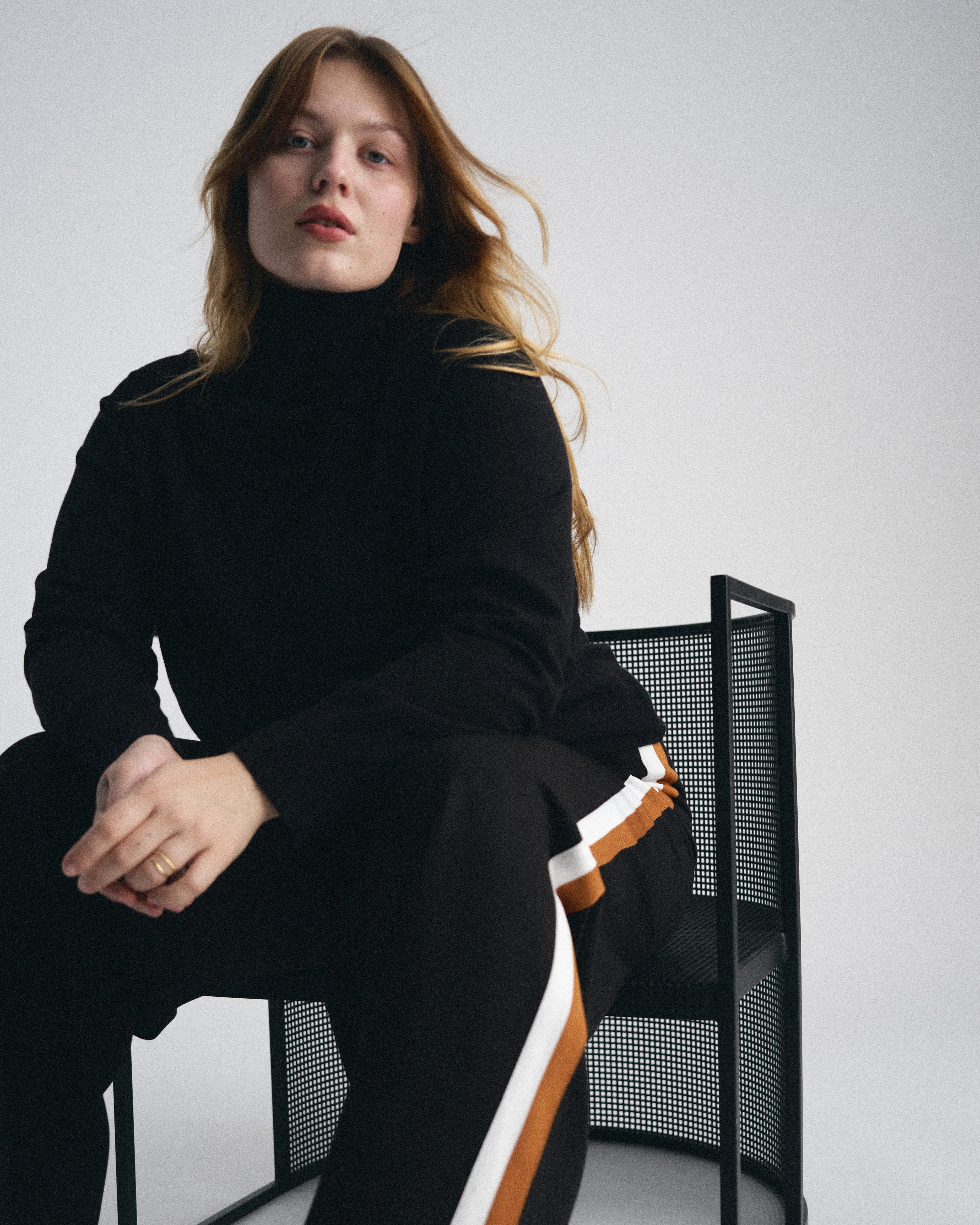 Renee Savvy Fine Knit Raglan Turtleneck - Black | Universal Standard