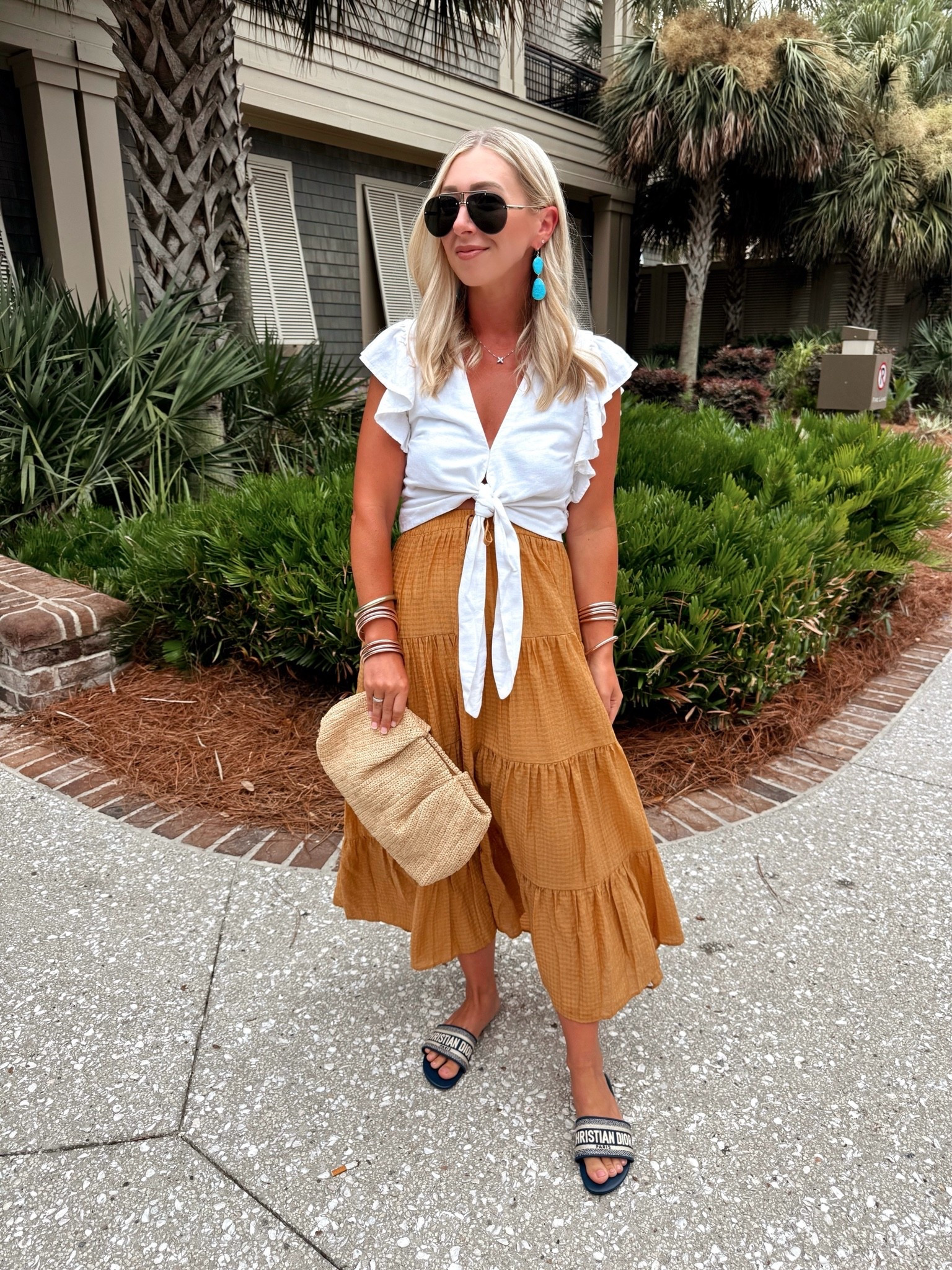 Dinner OOTD at Coast in Sea Pines 💛 Exact outfit is old, linking similar!

Maxi skirts, vacation outfits

#LTKootd #LTKSaleAlert #LTKPetite