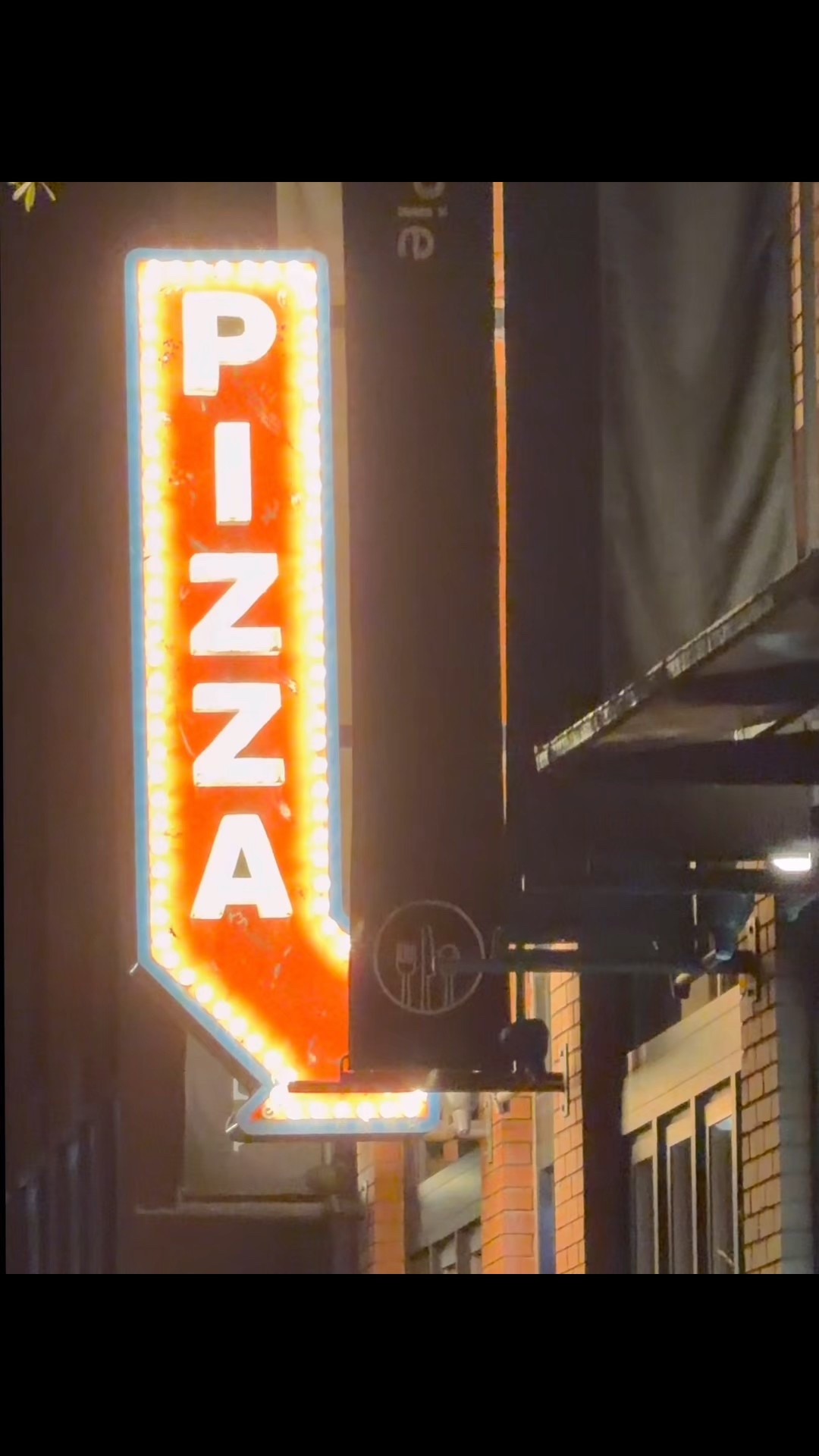 We love the Christmas vibes in Chattanooga ✨🎄
We packed so much into this trip and had the best time!

🍕 Community Pie — Always delicious, and hands-down the BEST cheese sticks we’ve ever had.
🍦 Clumpies — Handcrafted ice cream deliciousness. We come here every time we are in the Noog!!
🐠 Tennessee Aquarium — Every exhibit was incredible. I got the sweetest pics of Ernie with a butterfly… truly a highlight.
🎶 The Playlist — Such a fun spot!
🌄 Rock City — A must-see. It’s absolutely beautiful, and the Christmas lights are pure magic. Cafe7 in Rock City has the BEST hot chocolate with lots of optional add-ons!
🍰 City Diner — Their new 2023 location is wonderful! Great food and the desserts… mind-blowing. IYKYK.
And the views from our Airbnb were stunning!

If you’re planning a Chattanooga trip, add these stops to your list! ✨
#UndeniablyLenora #TravelVibes #WeekendGetaway #ChattanoogaTN #TravelReel #SouthernTravel #DateWeekend #TennesseeTravel

📍
@communitypie
@clumpies
@tennesseeaquarium
@theplaylistchattanooga
@seerockcity
@thecitycafediner



